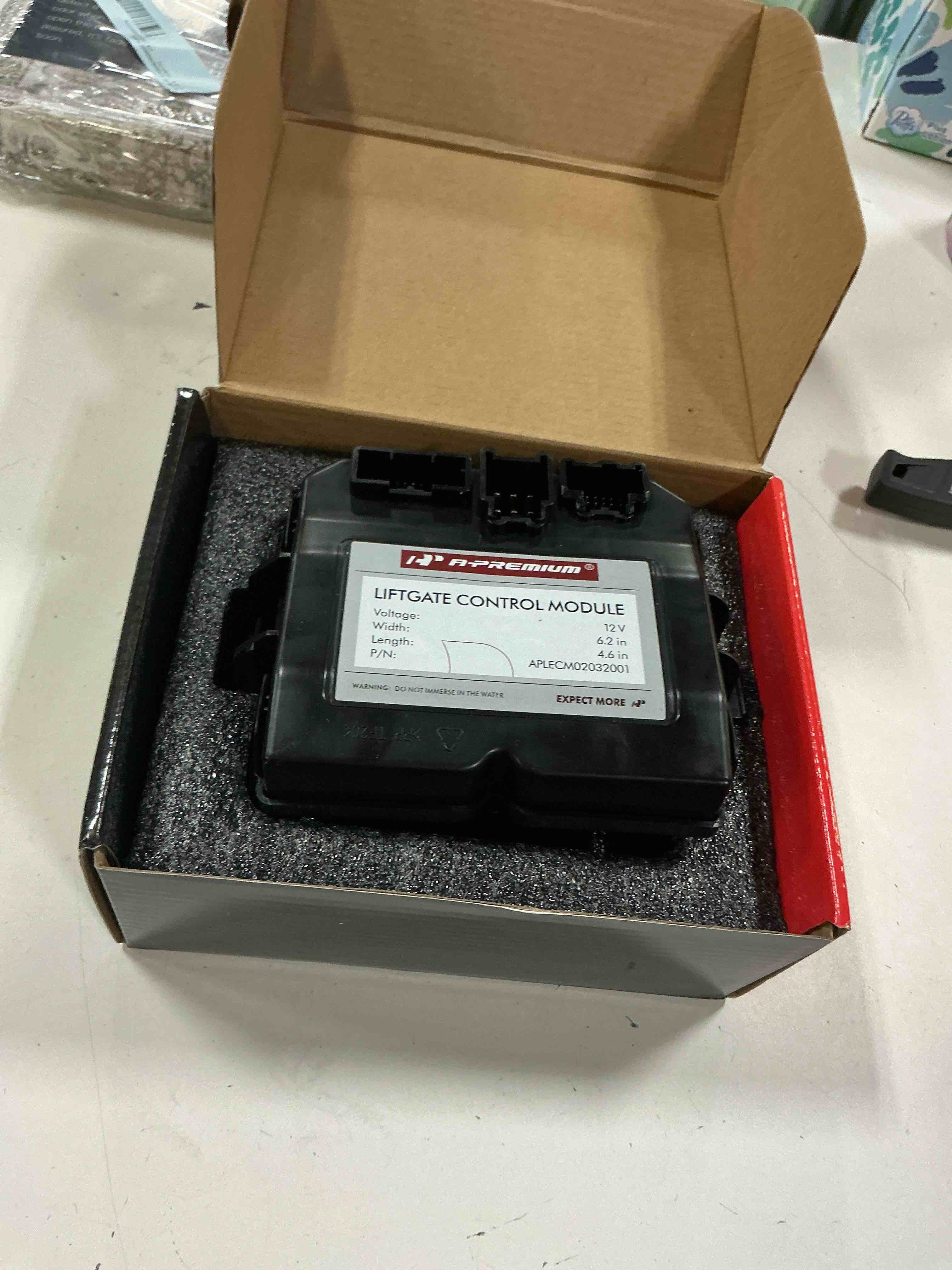 Condition photo showing New/Like New for a-premium rear liftgate control module, for models with power lift gate | compatible with cadillac srx 2010 2011 2012 2013 2014, sport utility, power liftgate control module for 20837962, 22796263