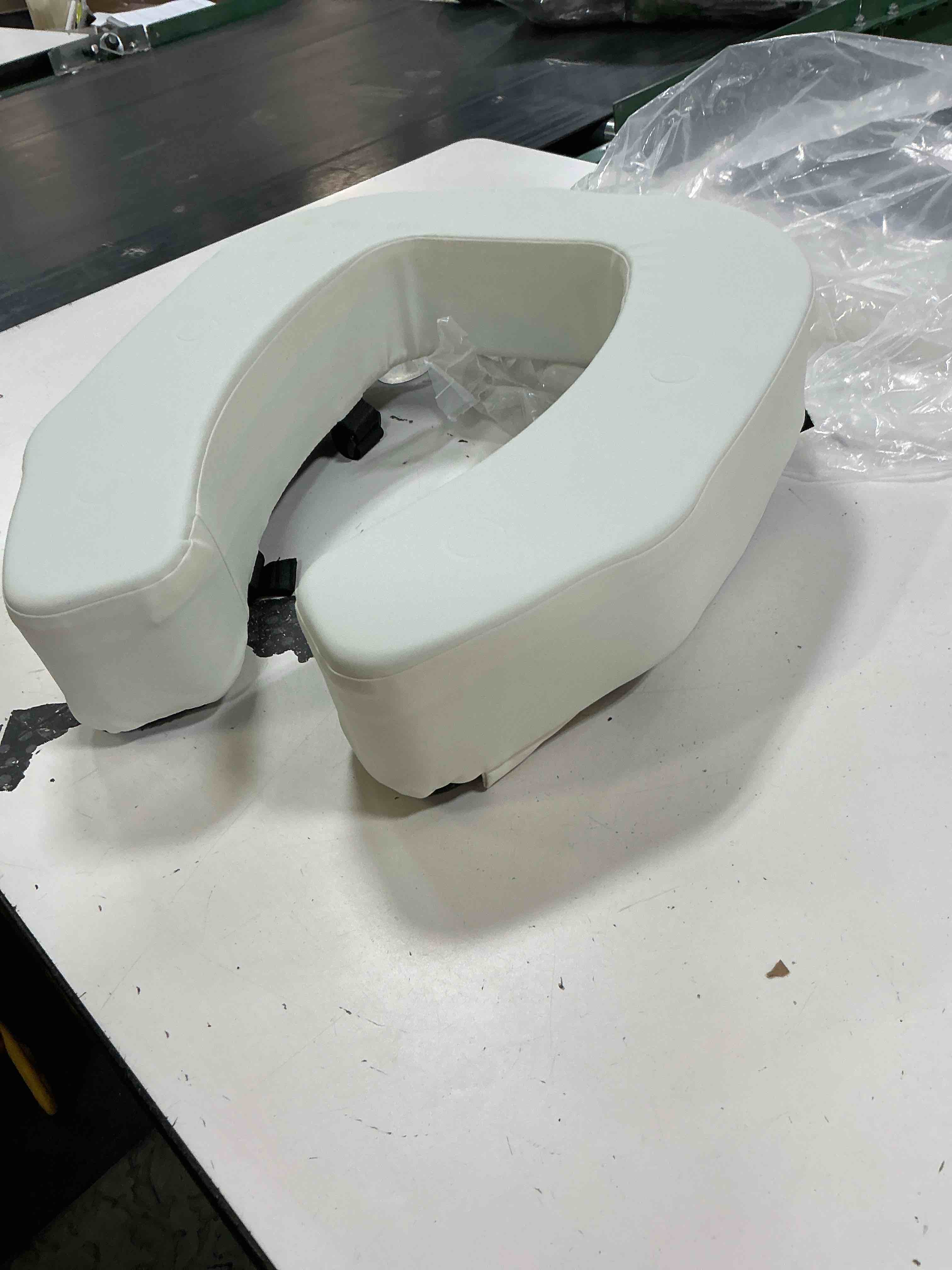 Condition photo showing Good Condition for u shape padded toilet seat