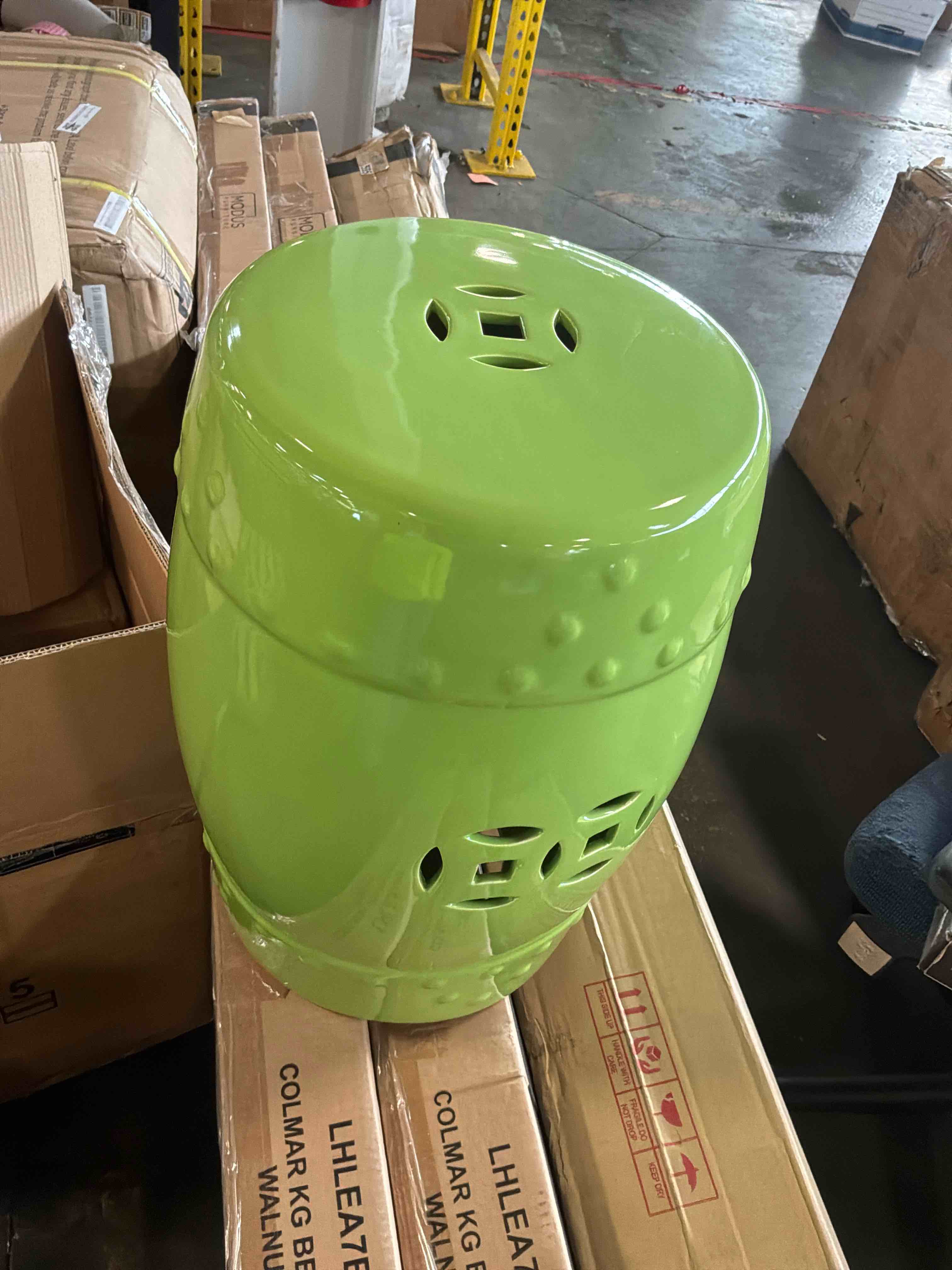 https://s3.amazonaws.com/lotting-images-prod/bidfta/PPE7337863_1788985183781.jpeg