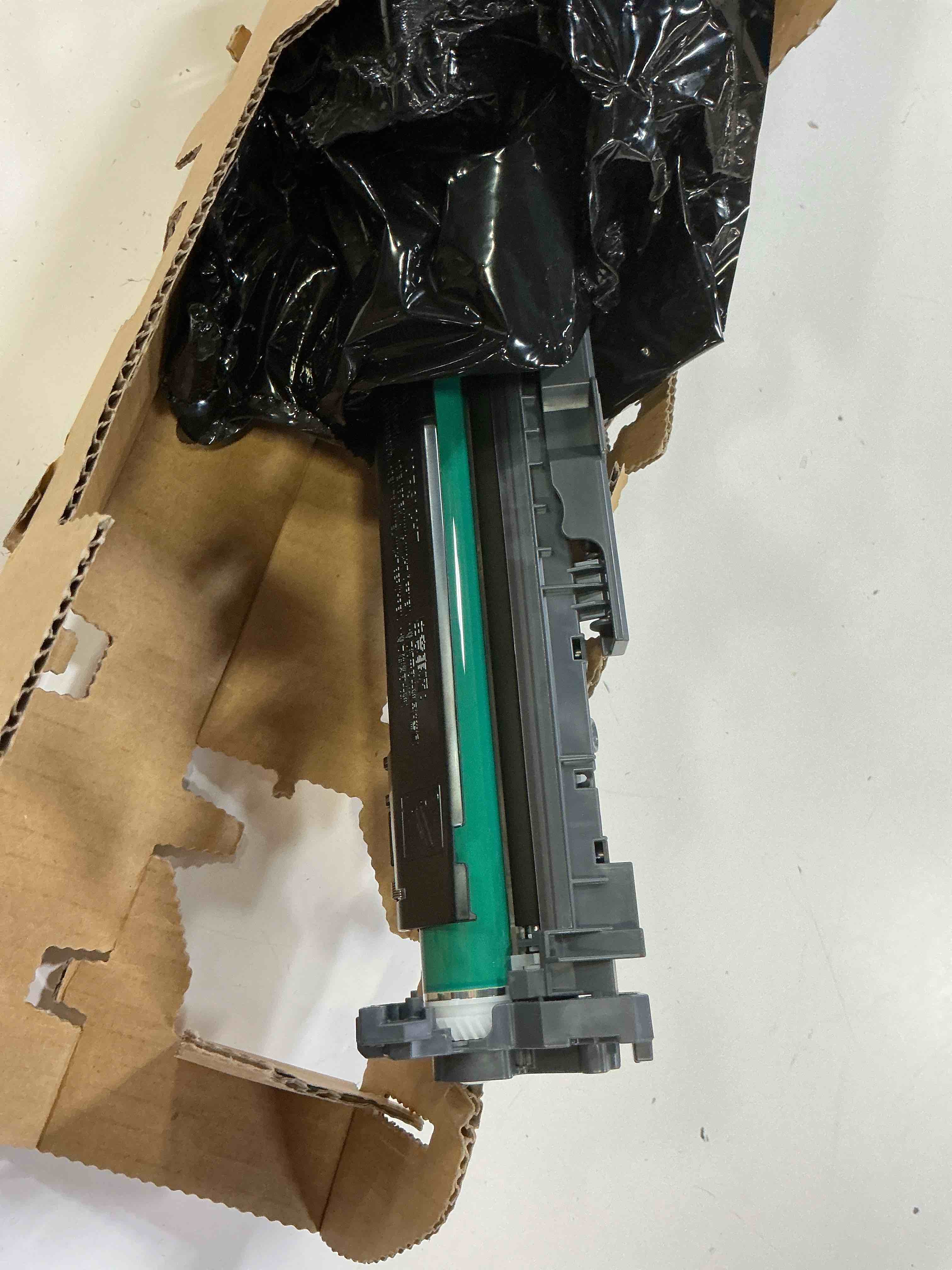 https://s3.amazonaws.com/lotting-images-prod/bidfta/PPE7399235_1789387142061.jpeg