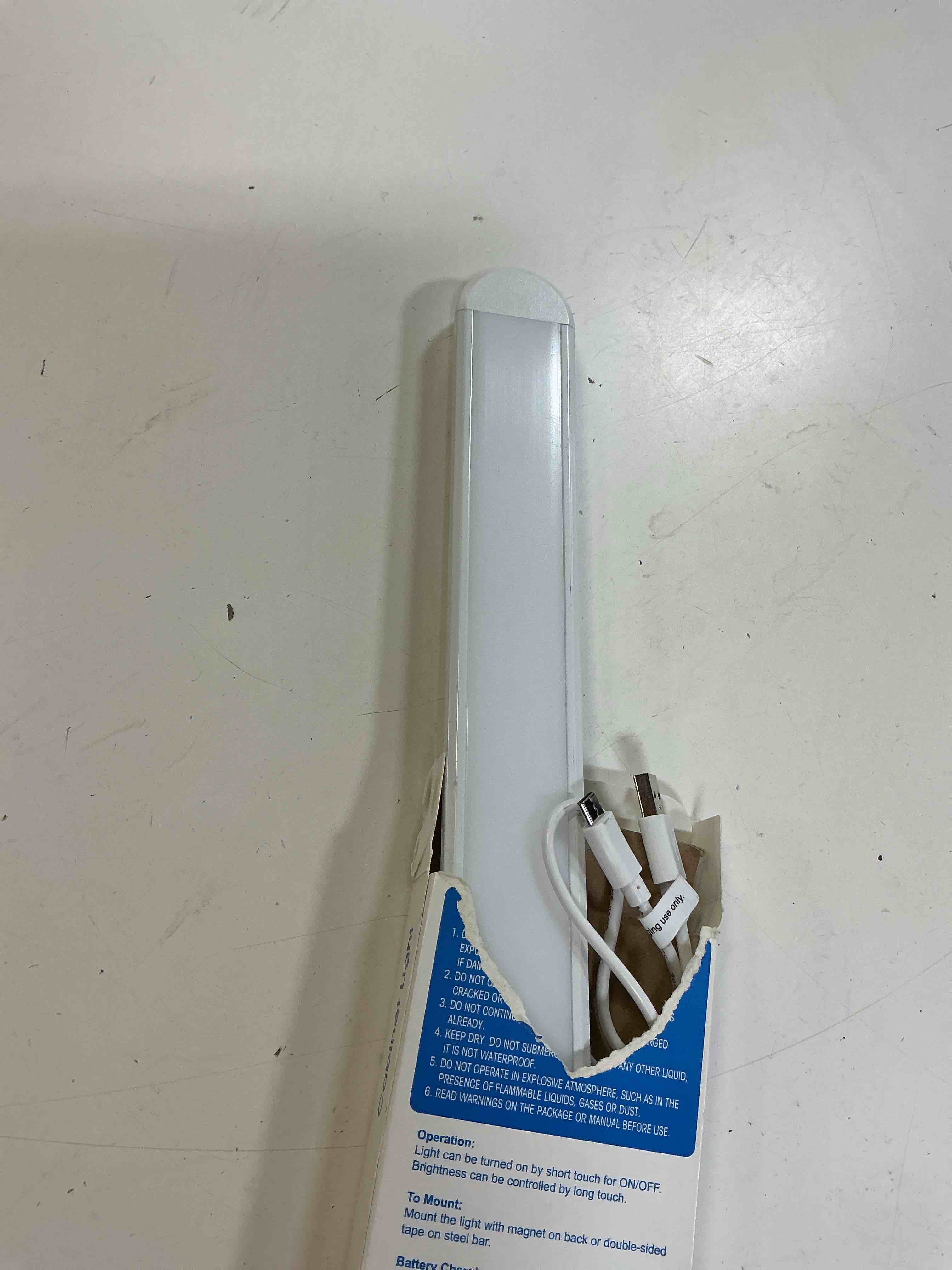 Condition photo showing Good Condition for great value led 150 lumens 16-inch rechargeable touch activated under cabinet light 71571vn