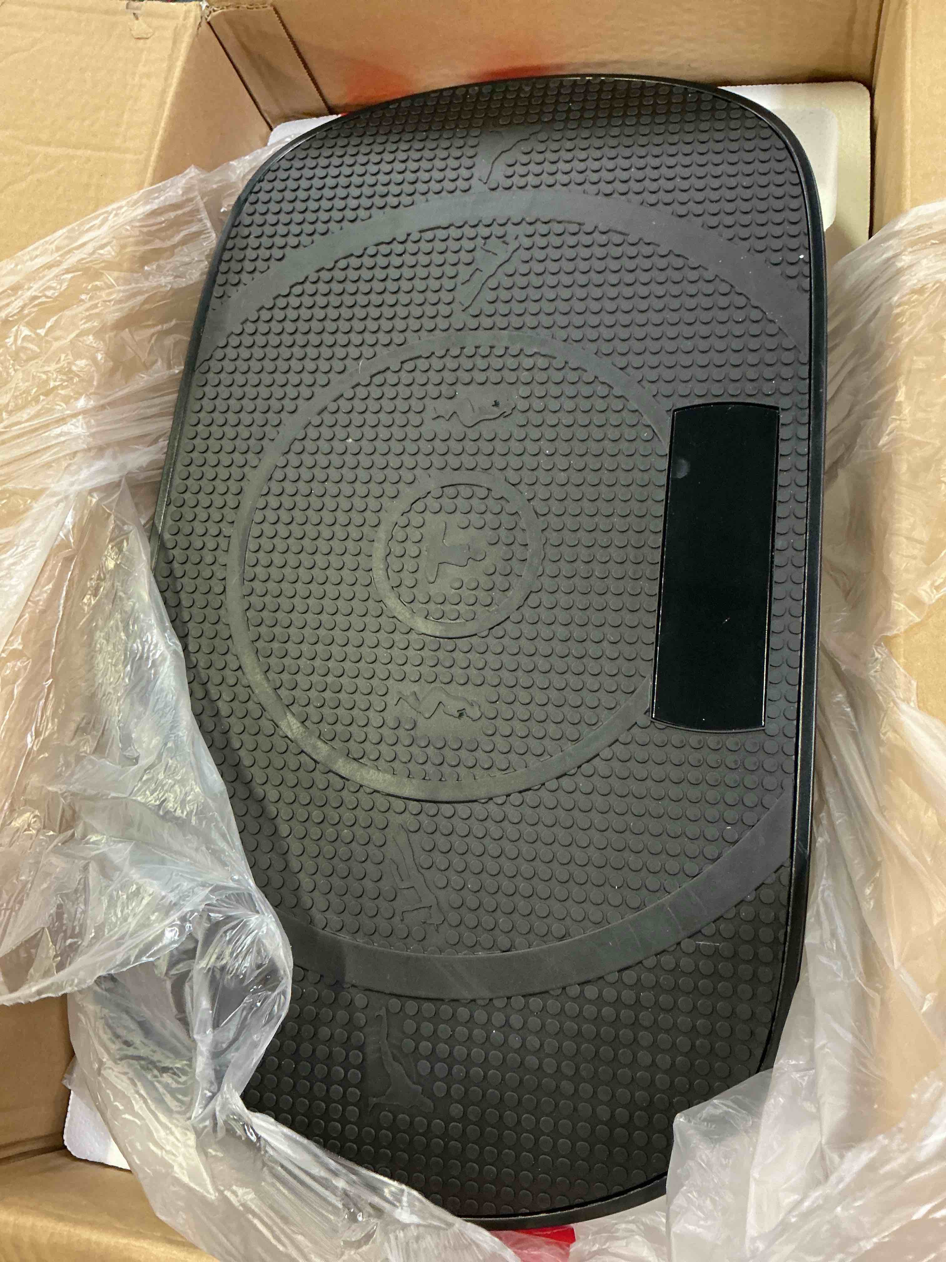Condition photo showing Good Condition for merach vibration plate exercise machine, curved vibration plate for lymphatic drainage weight loss, vibrating plate with real-time calorie tracking on led display, workout equipment for home women men black