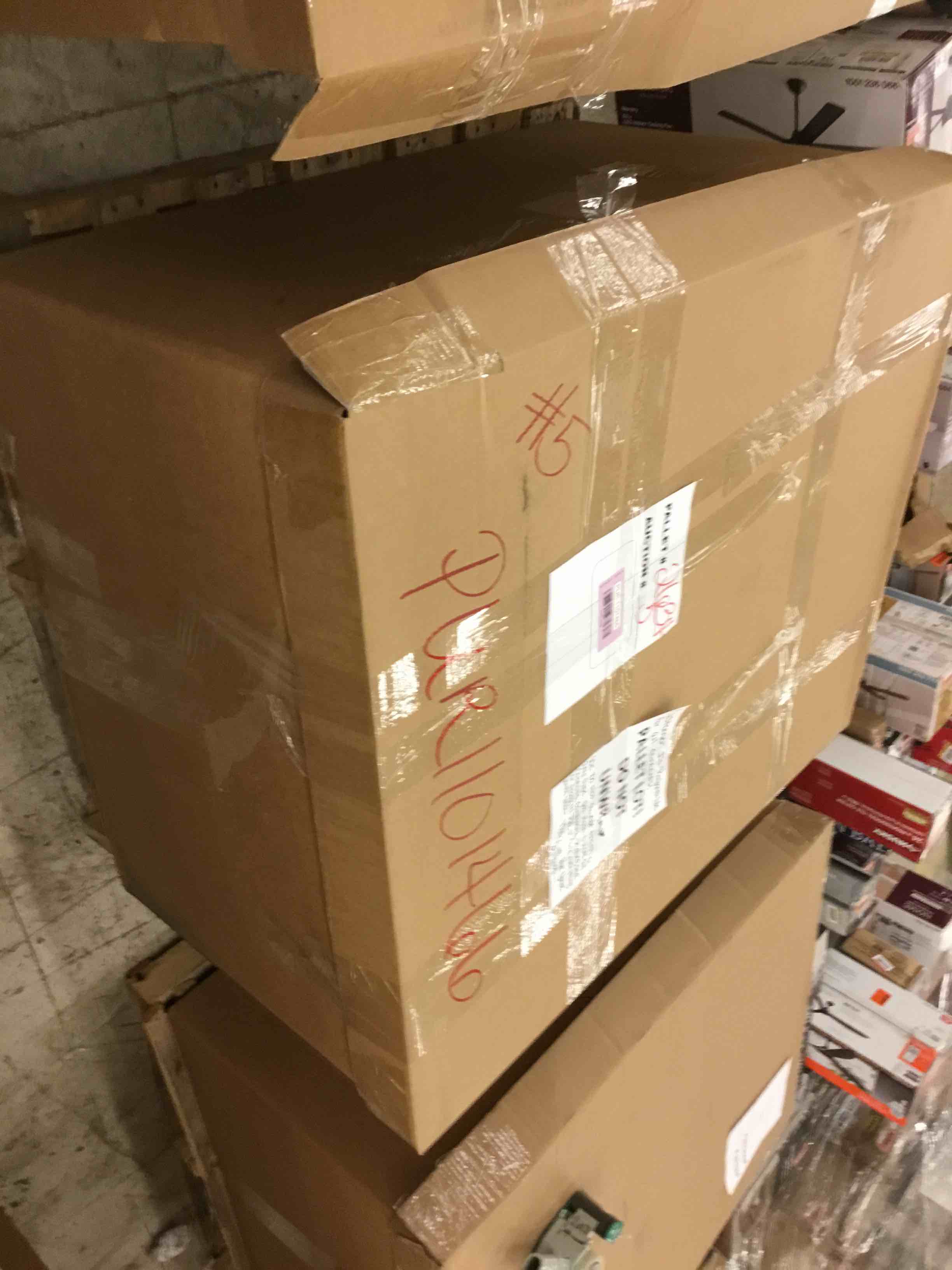https://s3.amazonaws.com/lotting-images-prod/bidfta/PUR1101466_1717025577030.jpeg