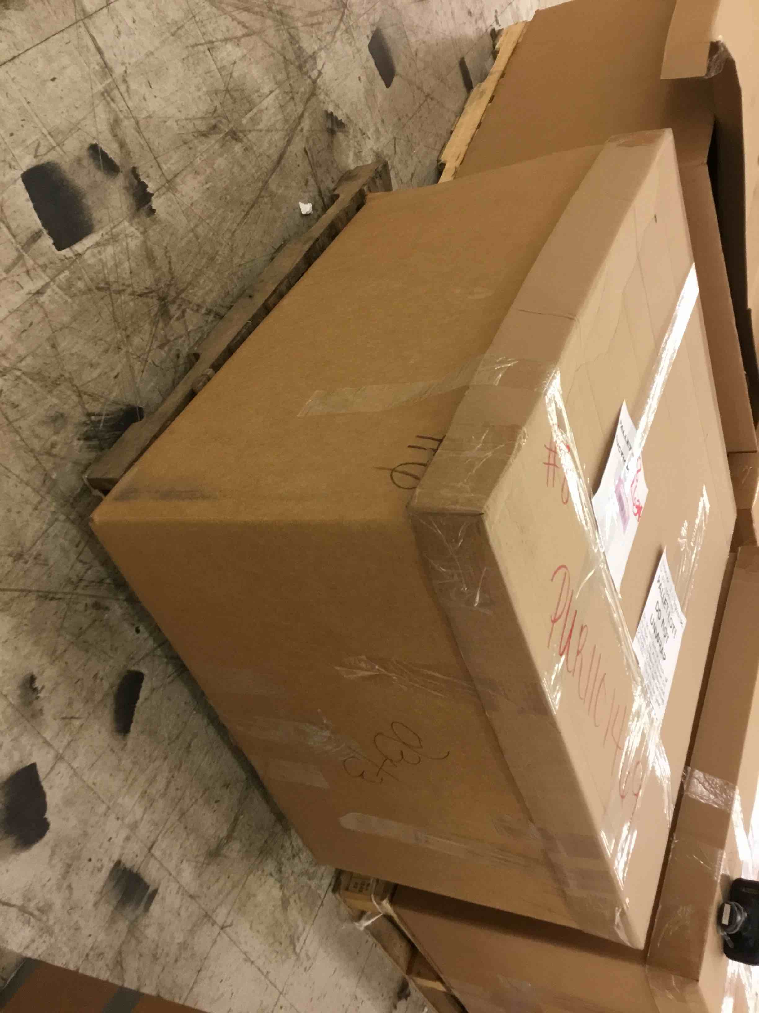https://s3.amazonaws.com/lotting-images-prod/bidfta/PUR1101469_1717026272034.jpeg