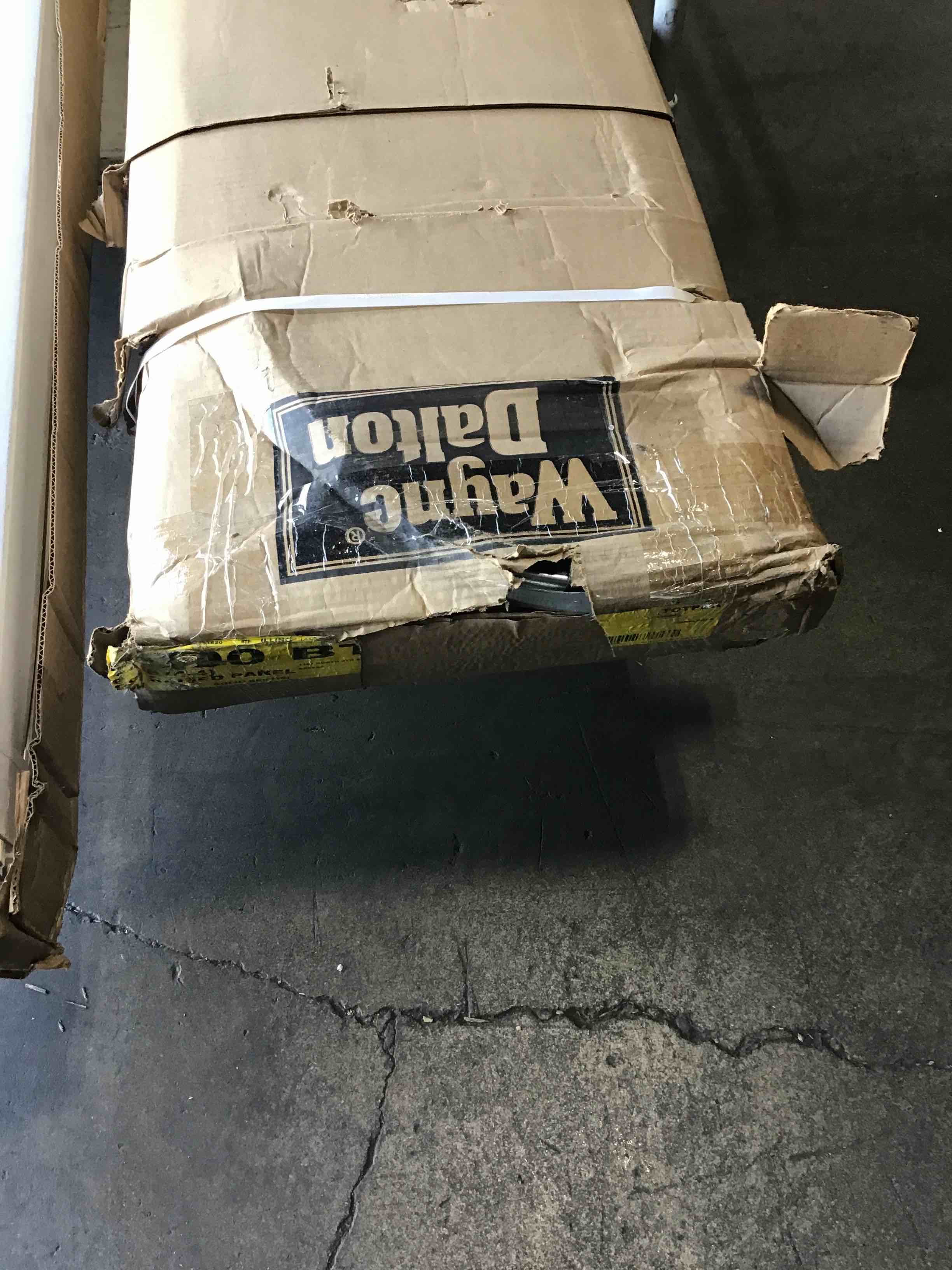 https://s3.amazonaws.com/lotting-images-prod/bidfta/PUR1700326_1686236273072.jpeg
