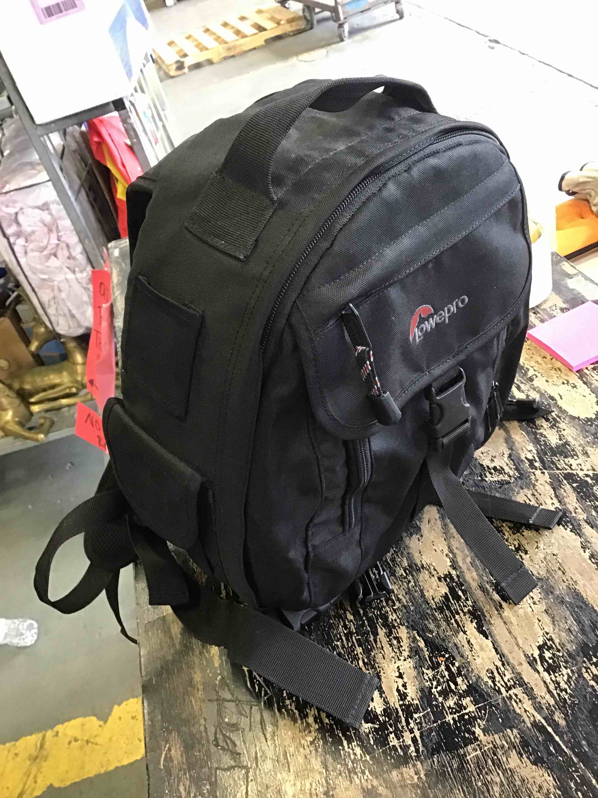 lowepro camera bag backpack with canon  rebel eos 2000 and accessories