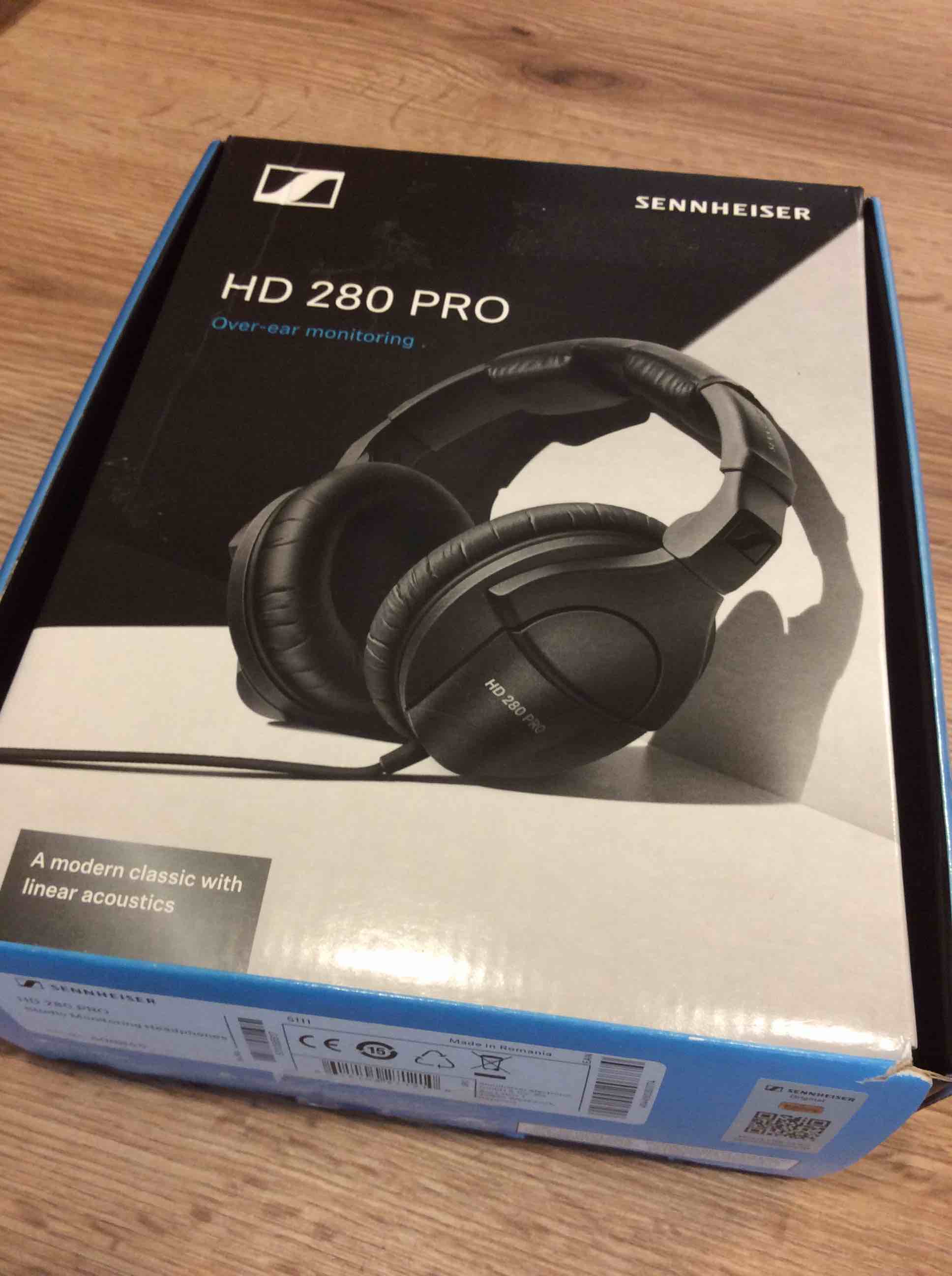 https://s3.amazonaws.com/lotting-images-prod/bidfta/PUR1706354_1695405278960.jpeg