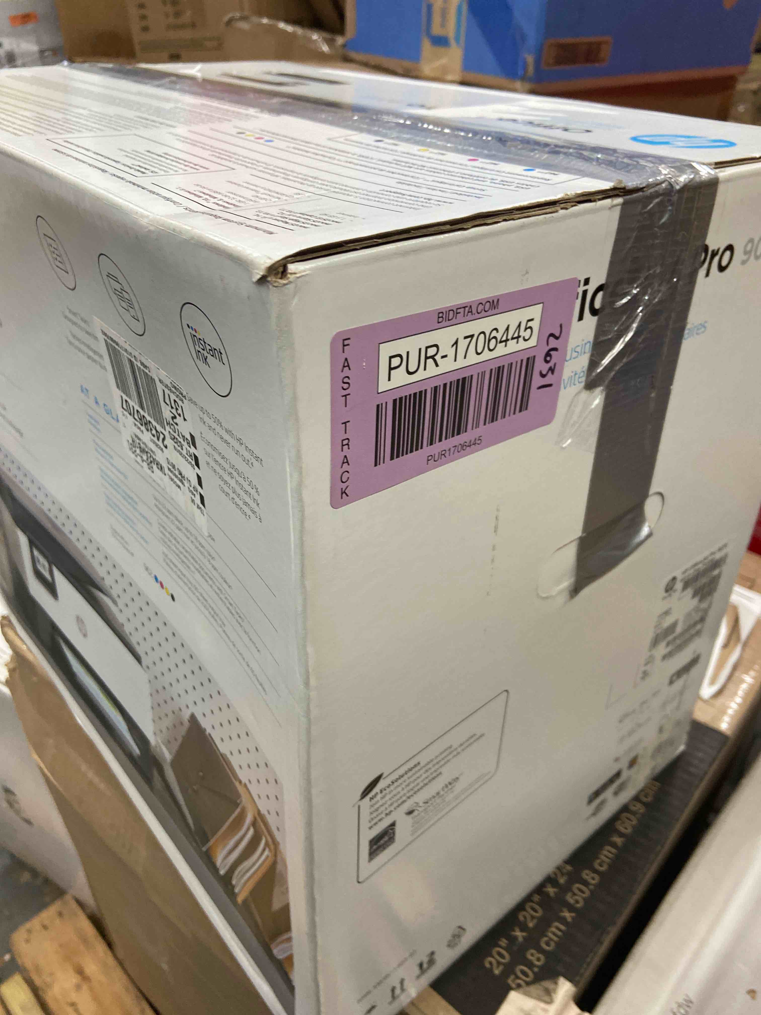 https://s3.amazonaws.com/lotting-images-prod/bidfta/PUR1706445_1697674174429.jpeg