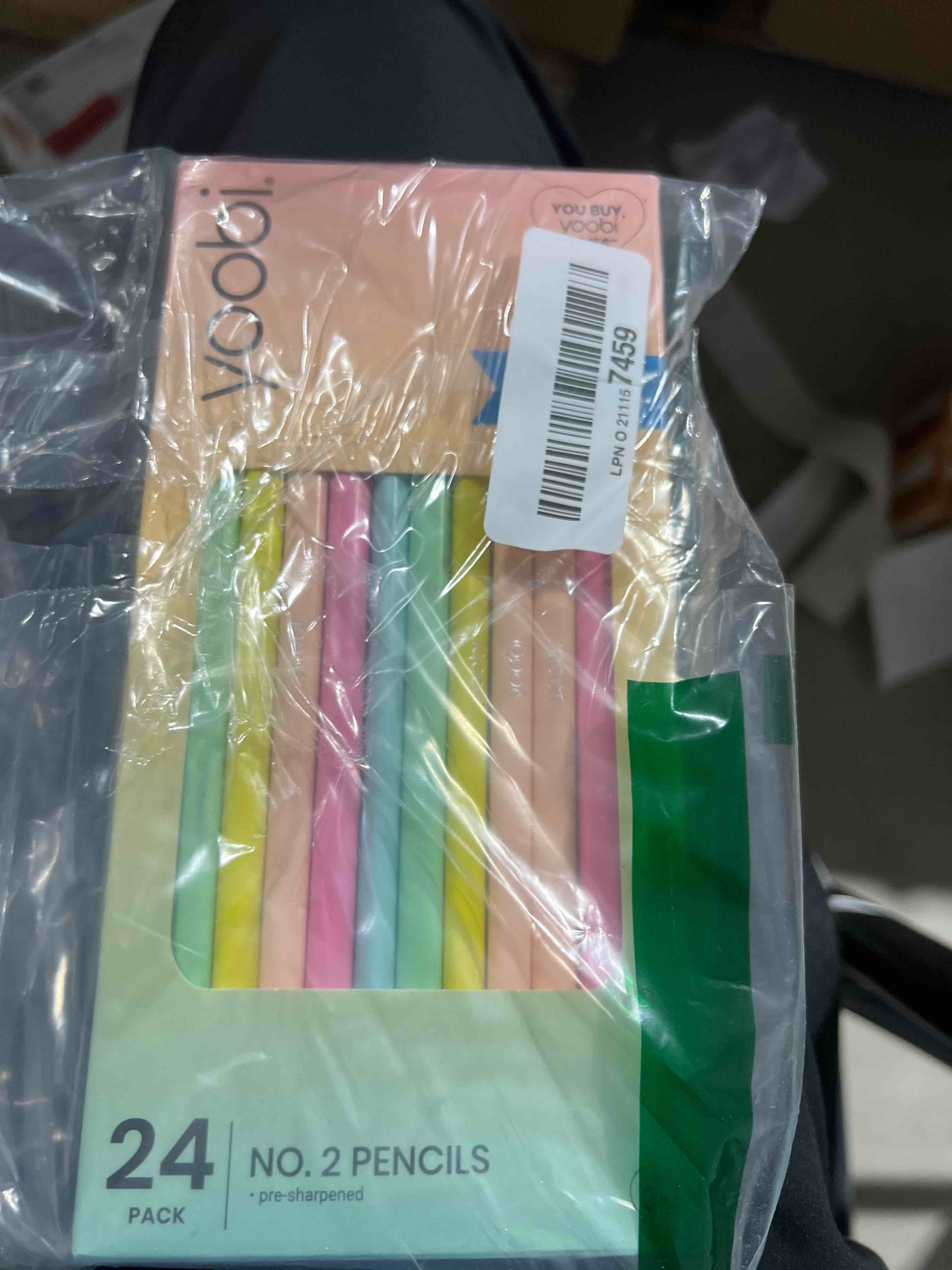 https://s3.amazonaws.com/lotting-images-prod/bidfta/PUR1714215_1723843106000.jpeg