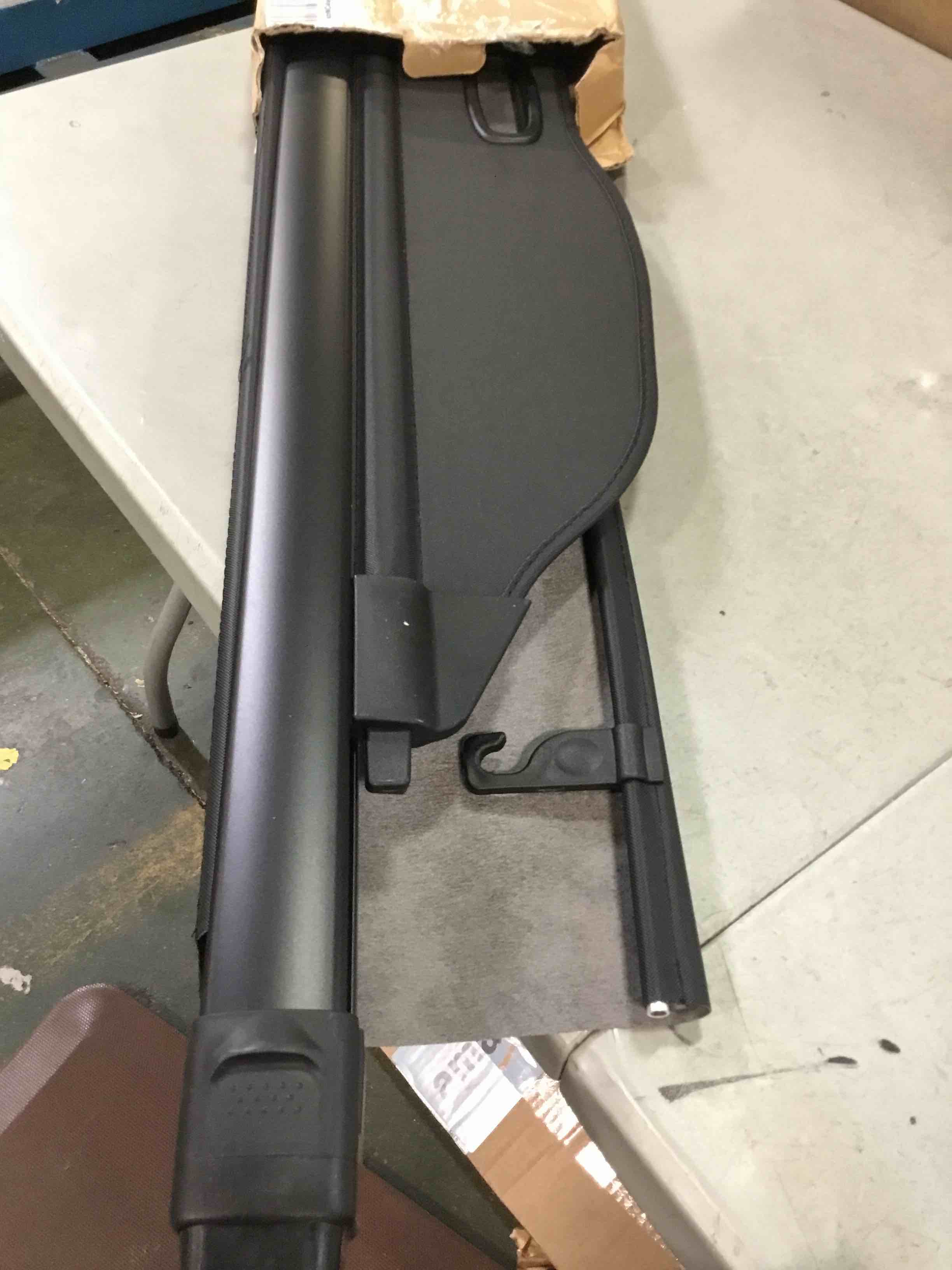 Marretoo for Subaru Outback Cargo Cover 2015 2016 2017 2018 2019 for Subaru Outback Accessories Black Retractable Trunk Cover Security Shield Shade?Power Rear gate?