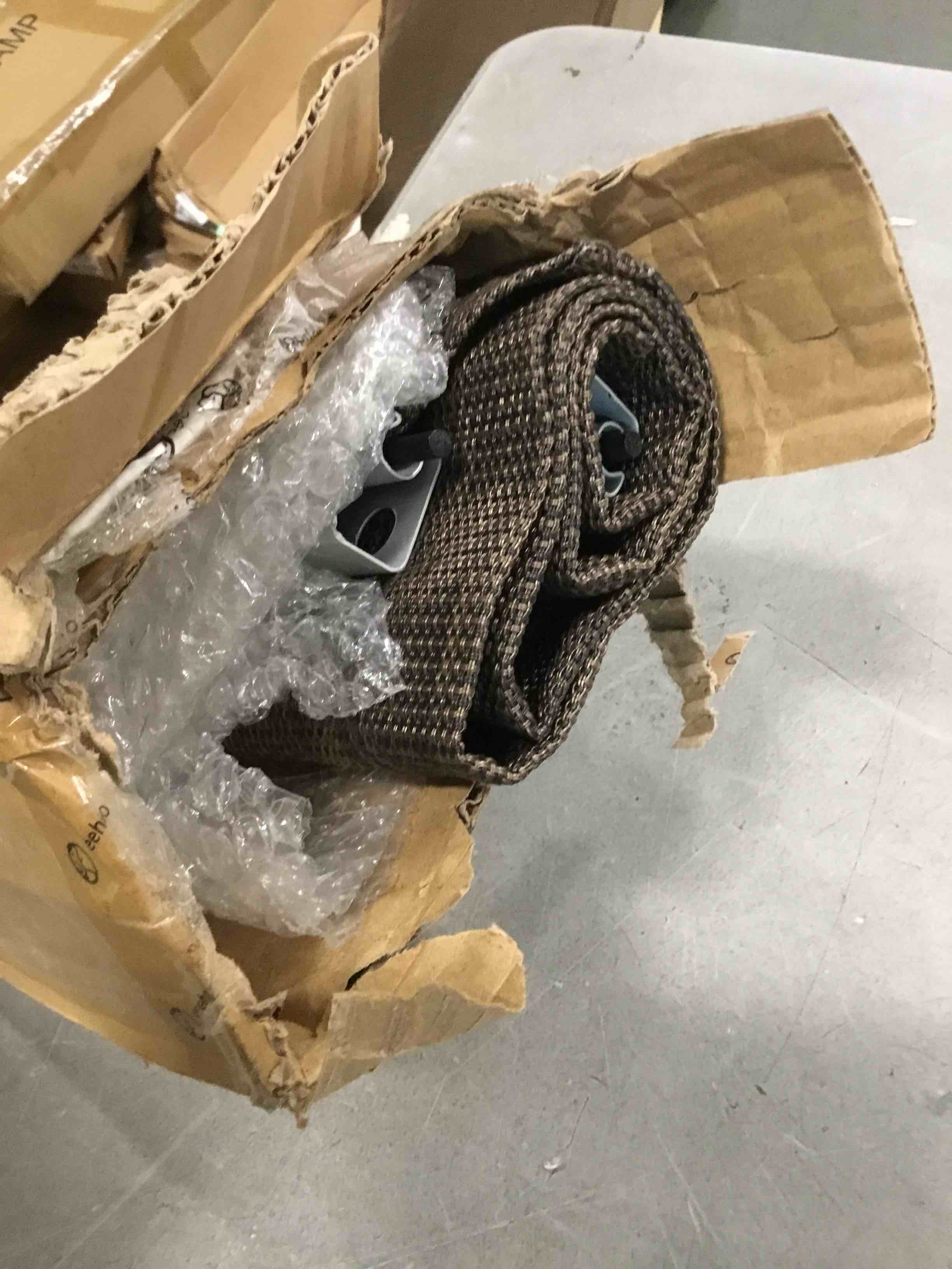 https://s3.amazonaws.com/lotting-images-prod/bidfta/PUR1716359_1719408127407.jpeg