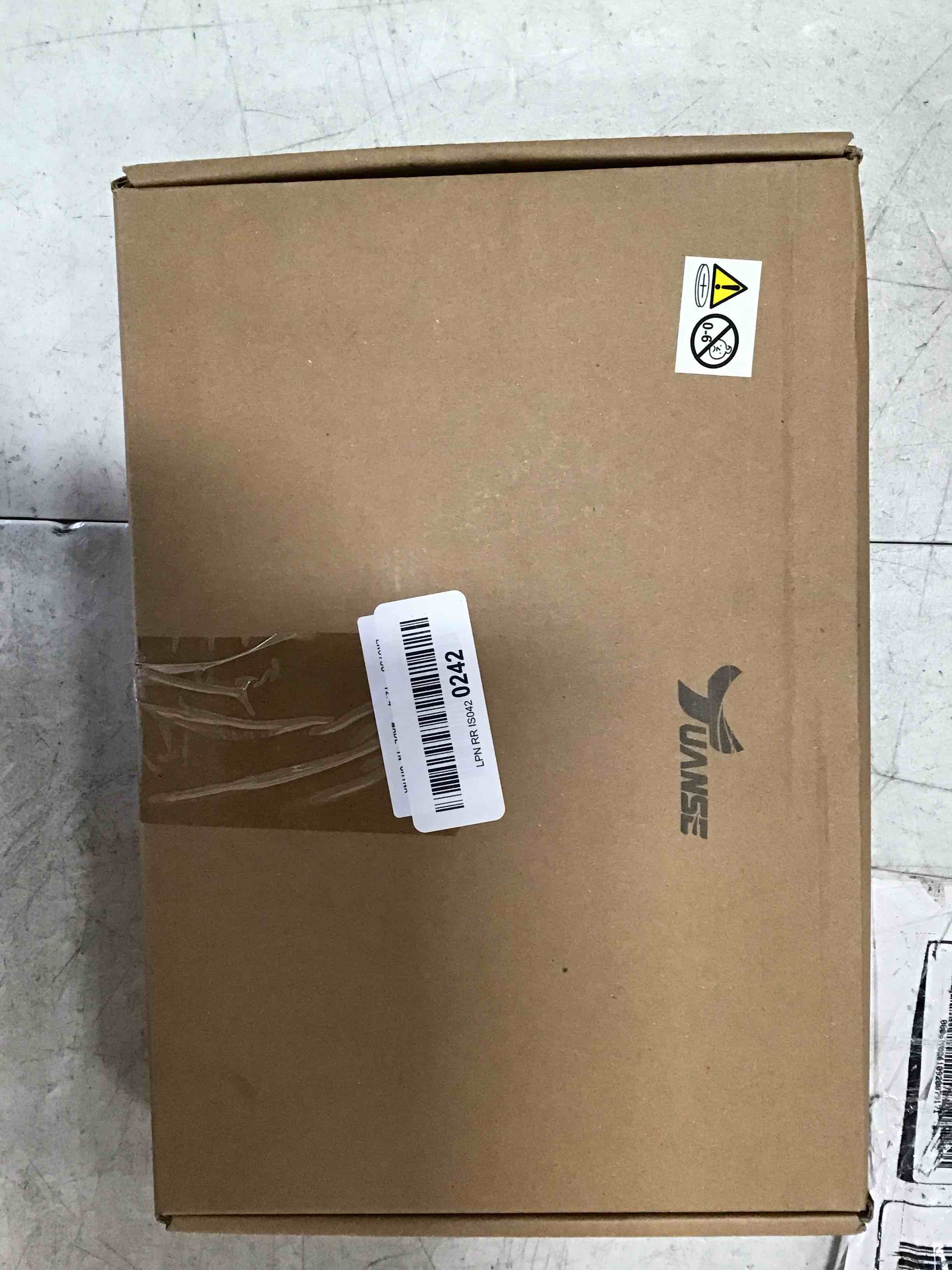 https://s3.amazonaws.com/lotting-images-prod/bidfta/PUR1716661_1718834175949.jpeg