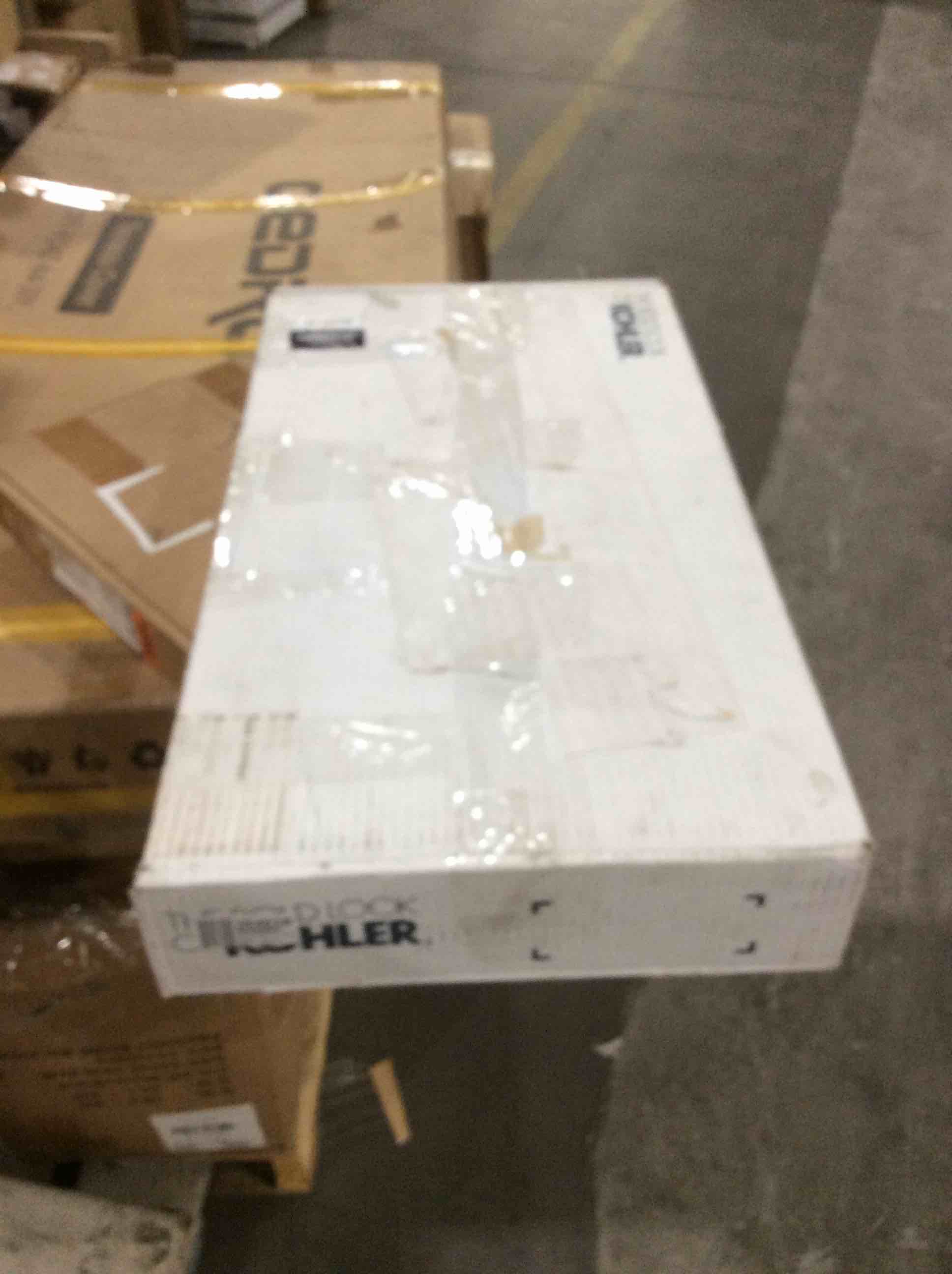 https://s3.amazonaws.com/lotting-images-prod/bidfta/PUR1724008_1698164336875.jpeg
