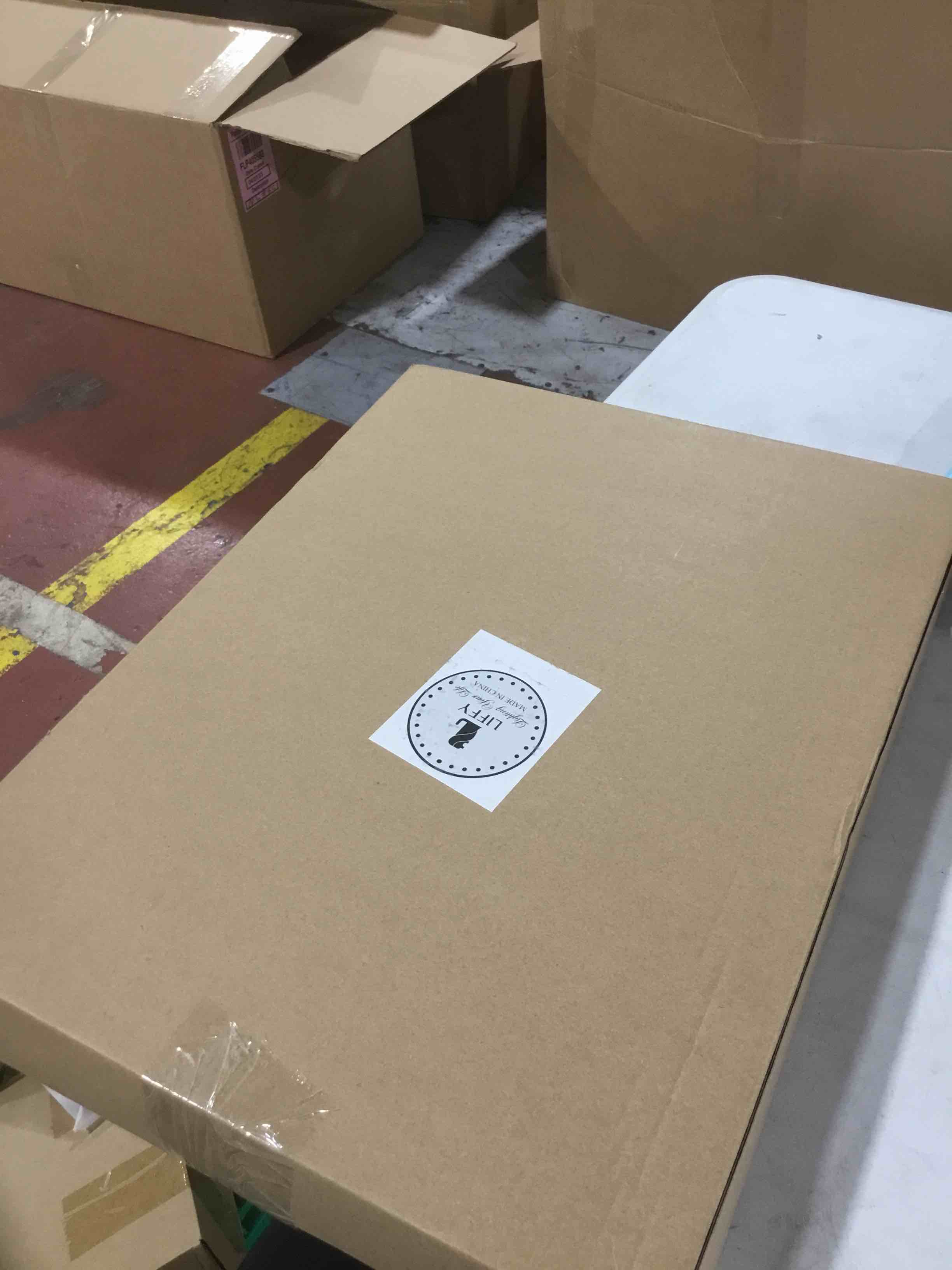 https://s3.amazonaws.com/lotting-images-prod/bidfta/PUR1727370_1688137122635.jpeg