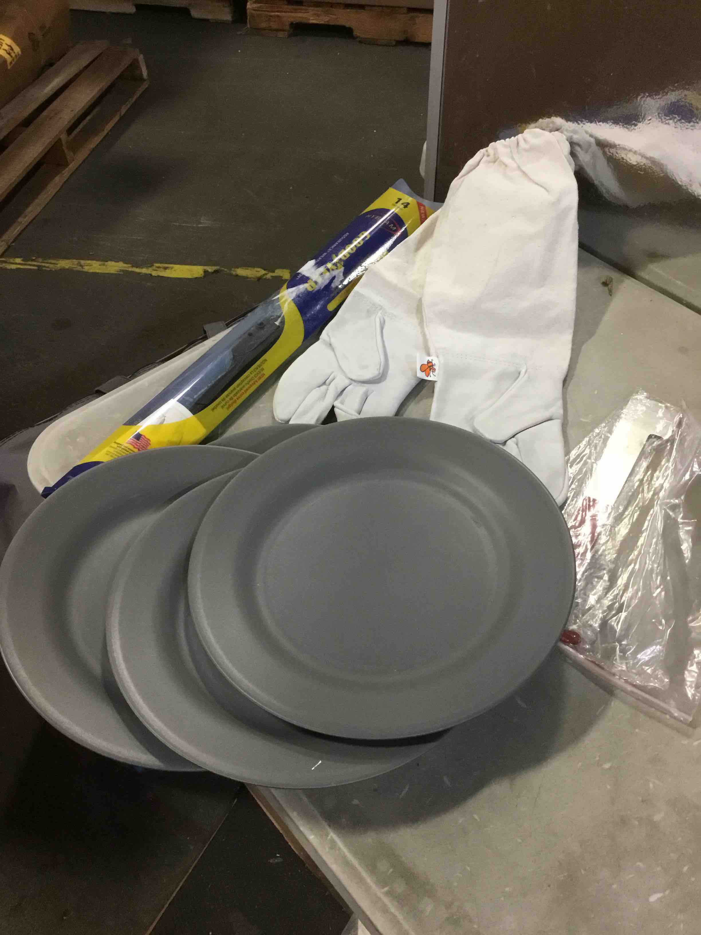 assorted included beekeeping gloves and more