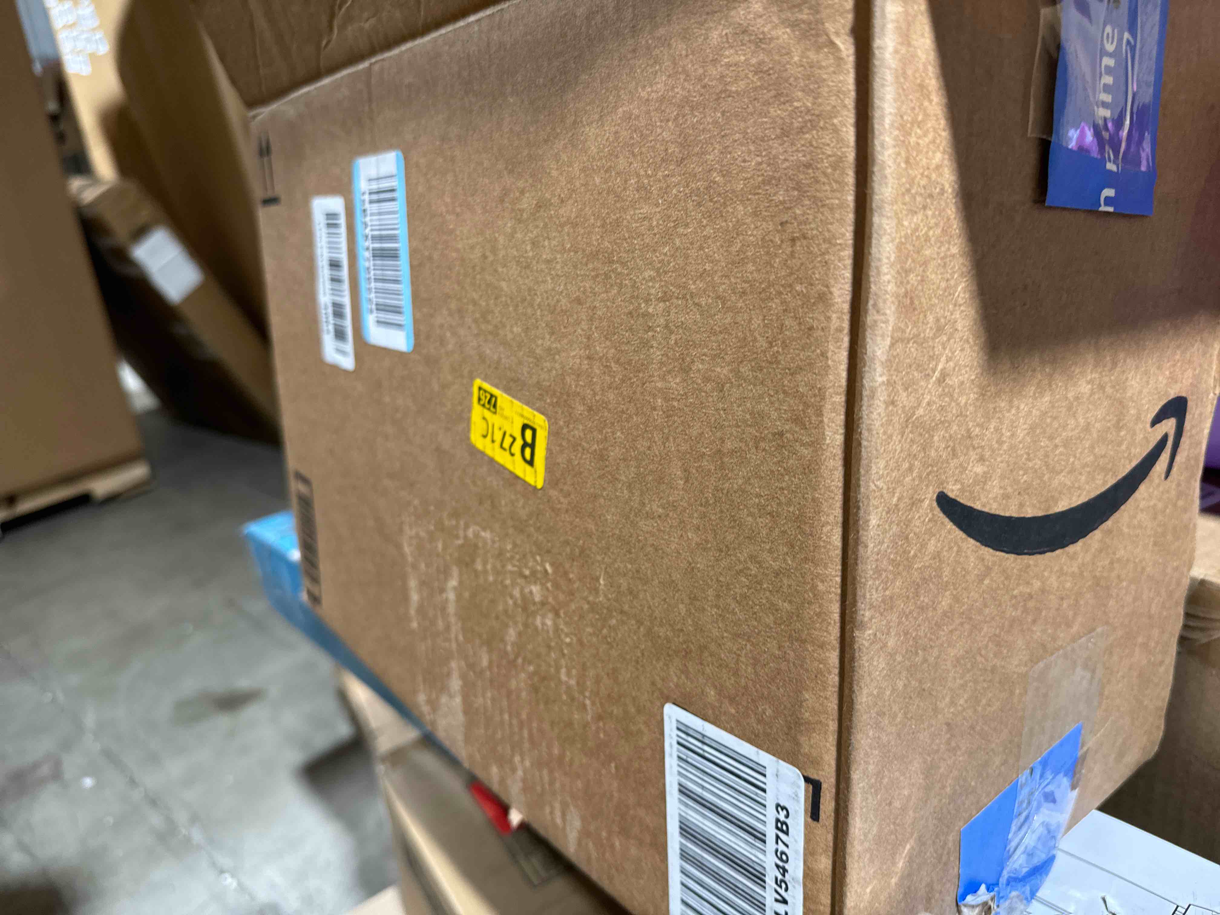https://s3.amazonaws.com/lotting-images-prod/bidfta/PUR4954805_1713309524558.jpeg