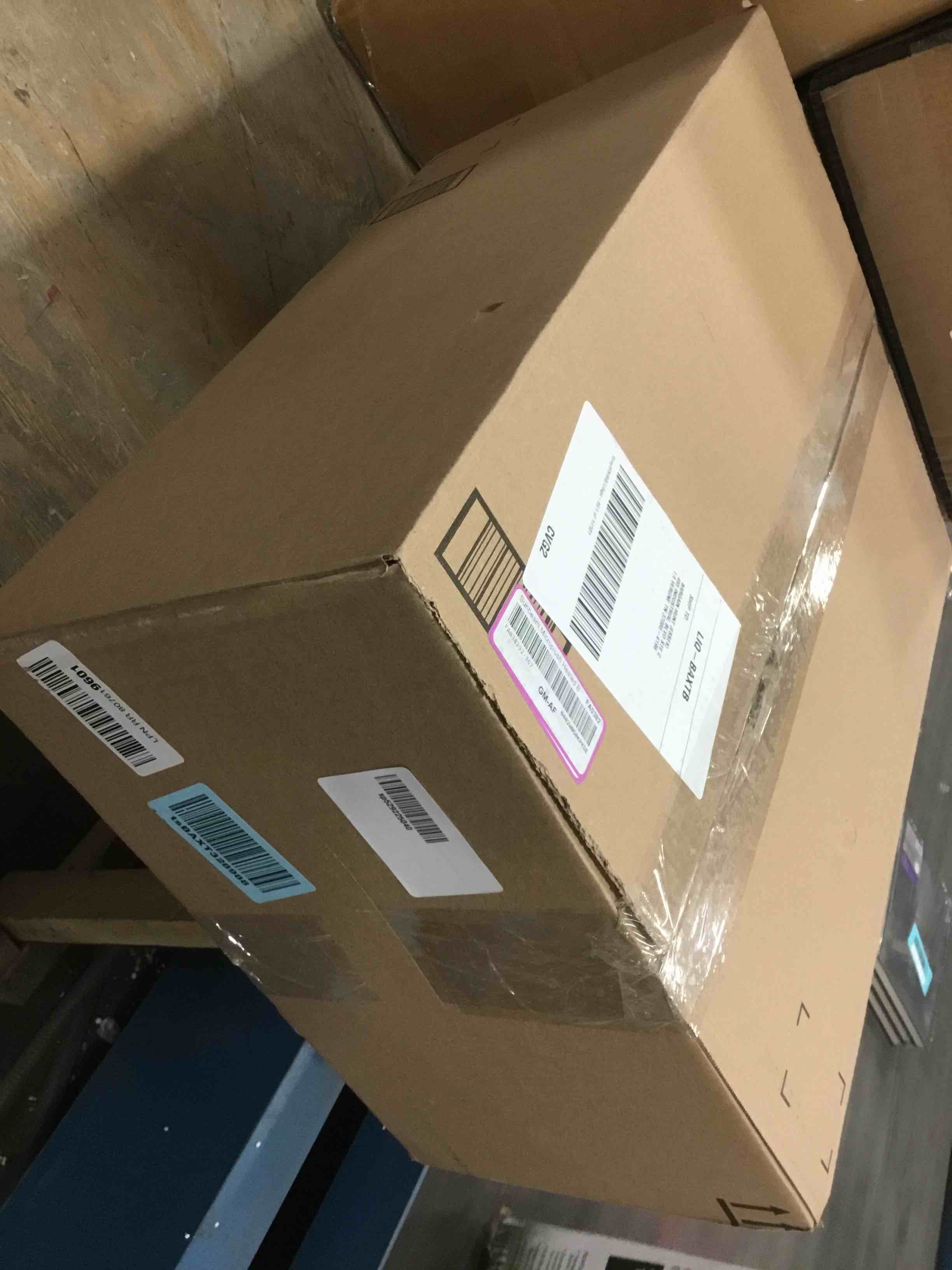 https://s3.amazonaws.com/lotting-images-prod/bidfta/RED0278873_1578577349040.jpeg