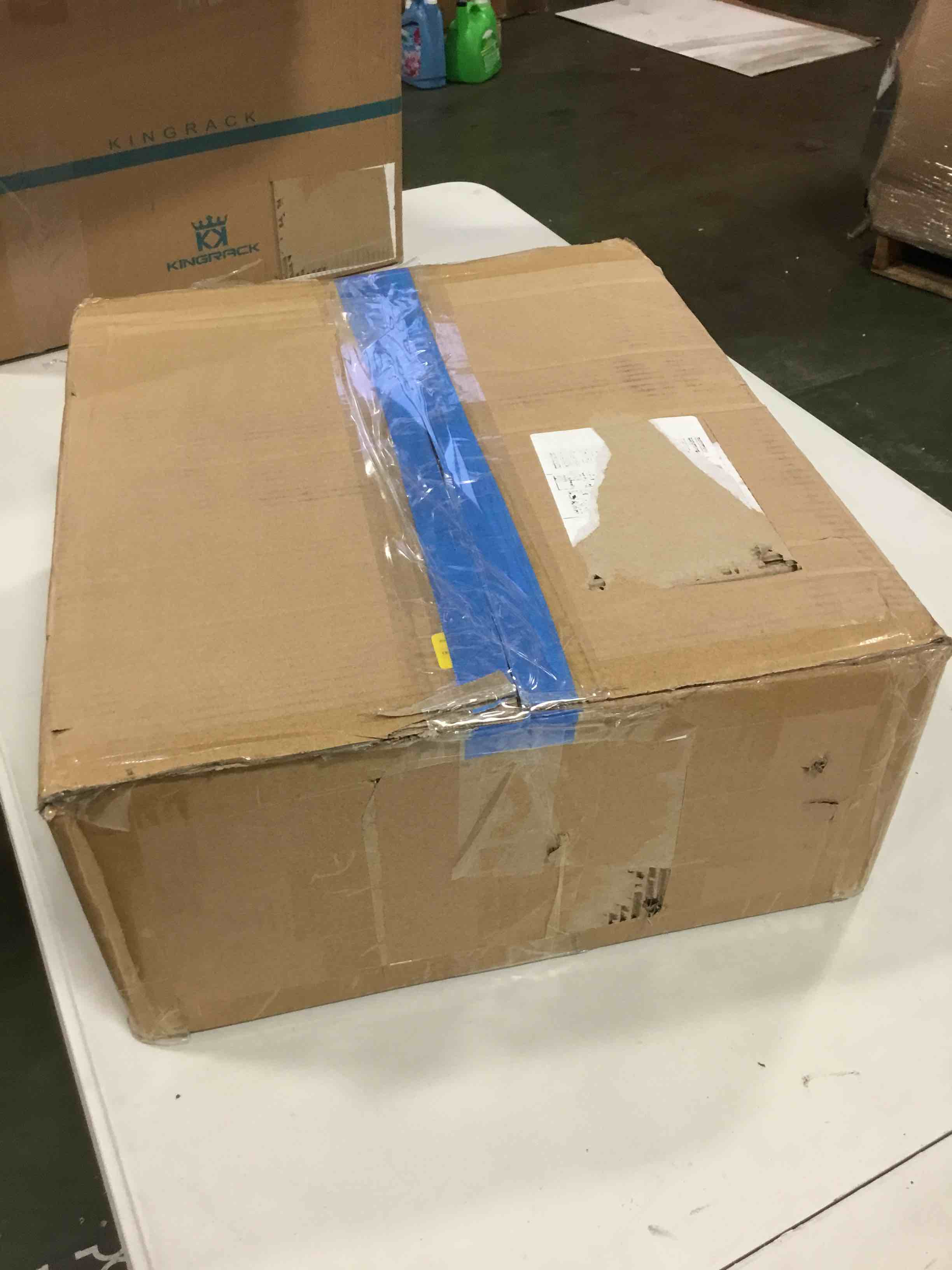 https://s3.amazonaws.com/lotting-images-prod/bidfta/RED0380297_1581080359979.jpeg