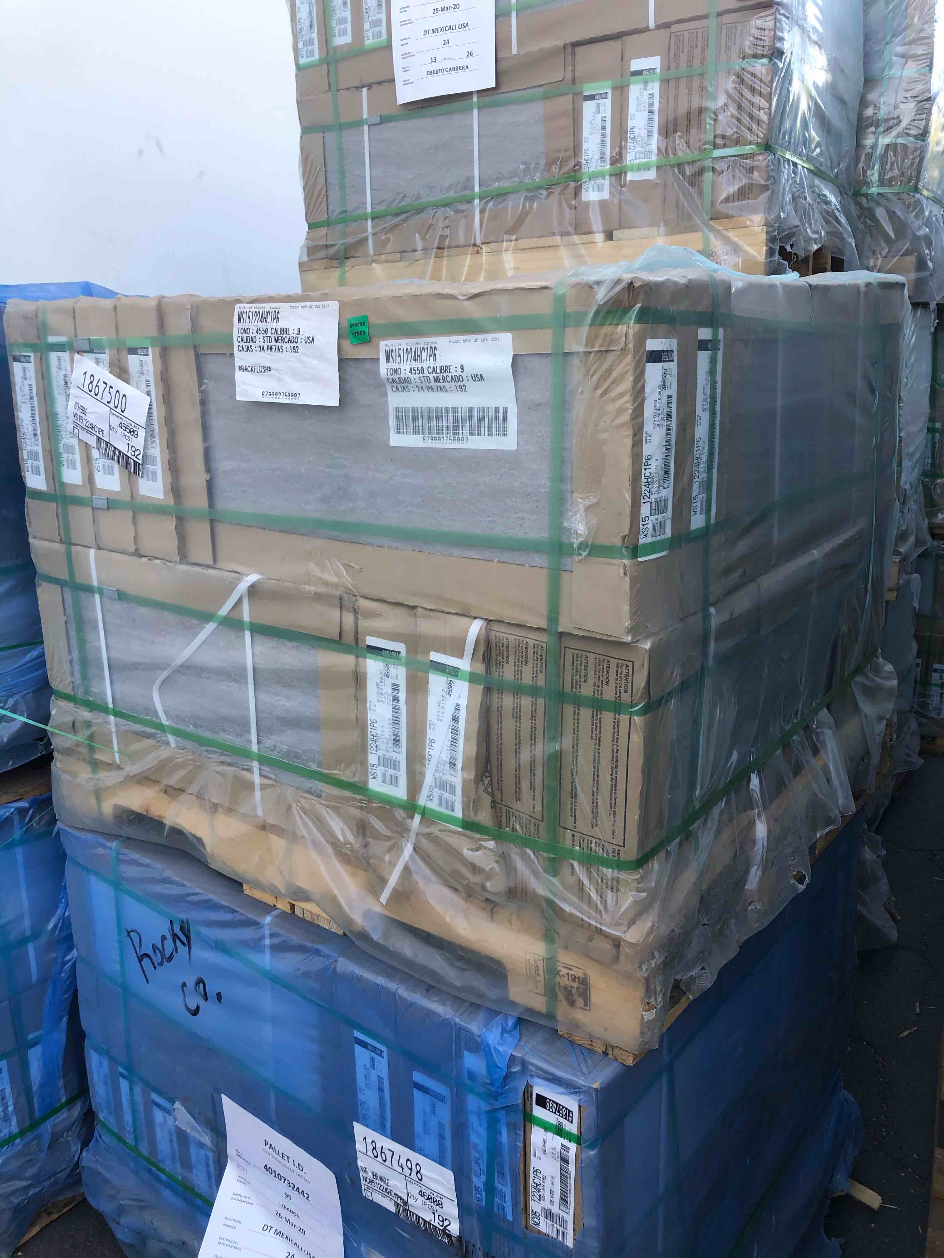 https://s3.amazonaws.com/lotting-images-prod/bidfta/RED0669791_1604012506583.jpeg