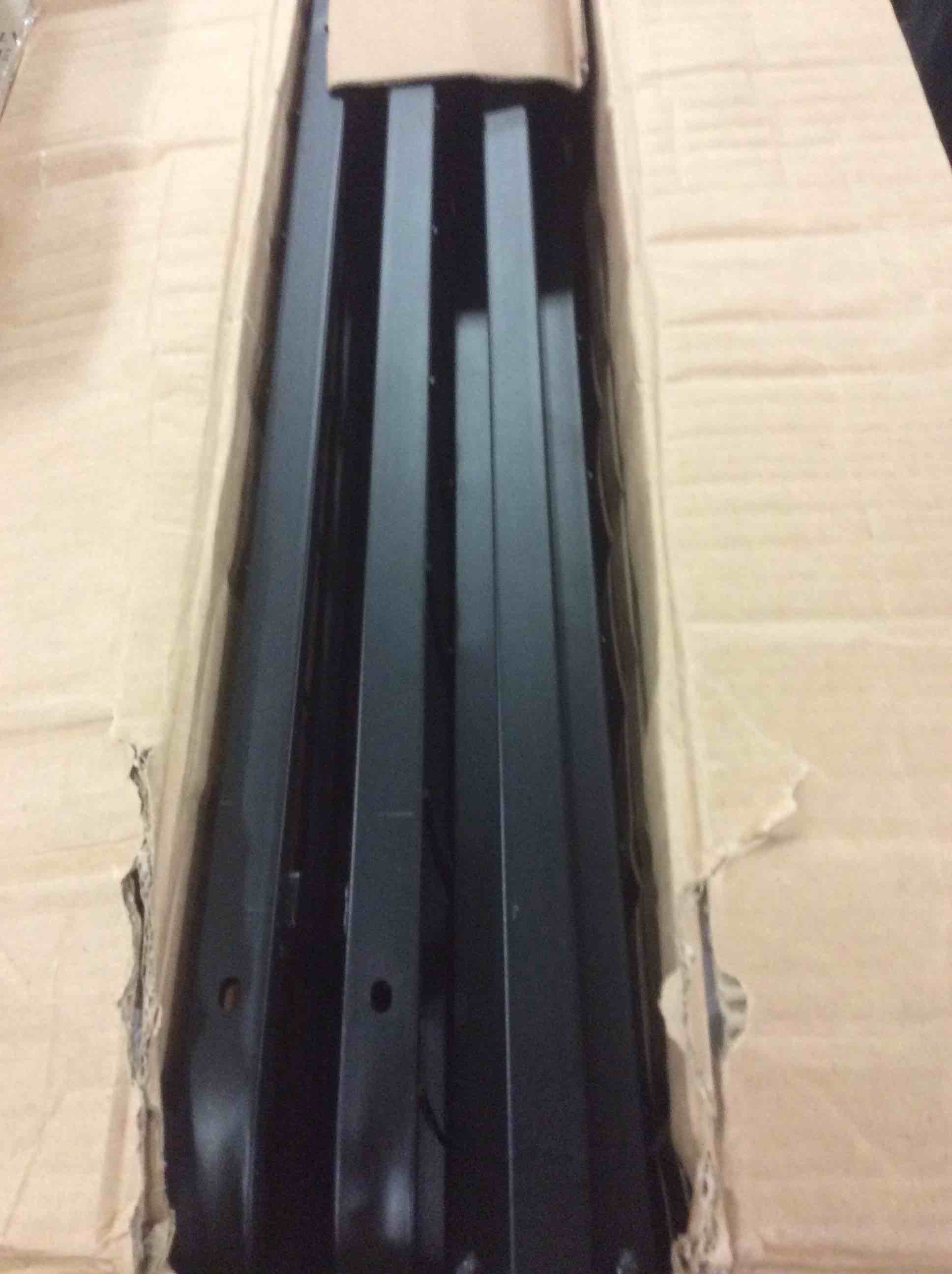 https://s3.amazonaws.com/lotting-images-prod/bidfta/RED0892257_1610134840924.jpeg