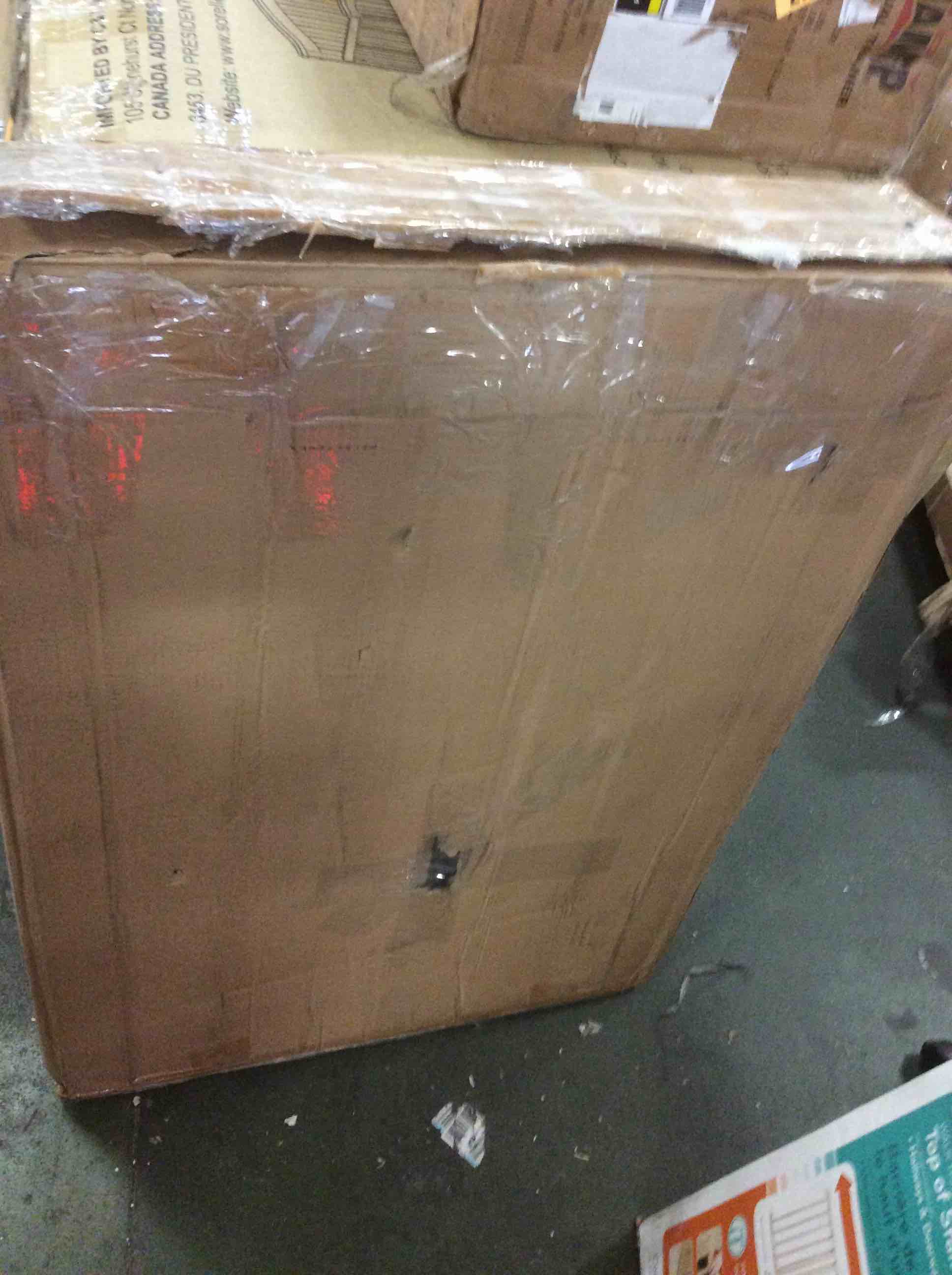 https://s3.amazonaws.com/lotting-images-prod/bidfta/RED0892257_1610134848986.jpeg