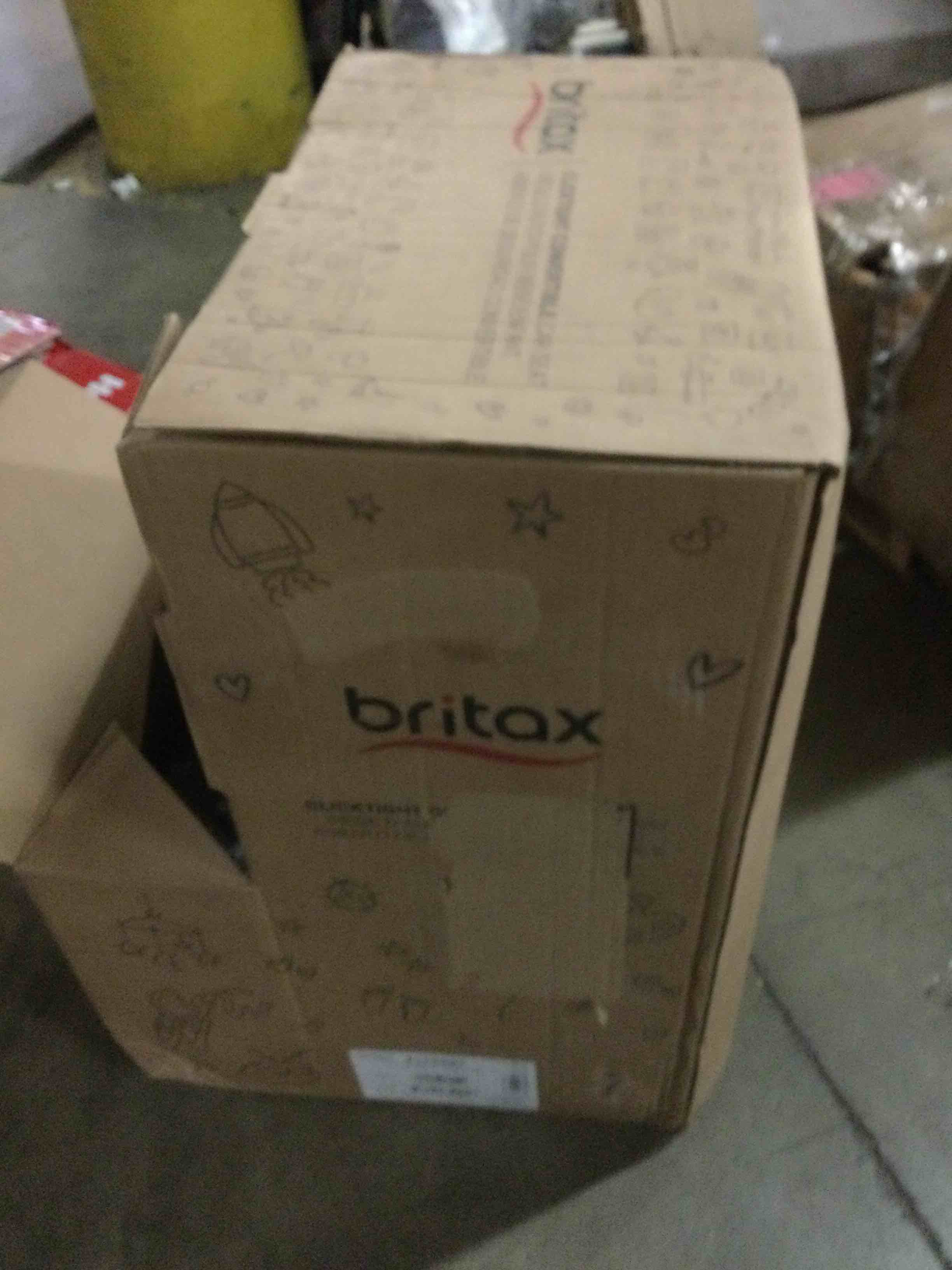https://s3.amazonaws.com/lotting-images-prod/bidfta/RED1086537_1615495095908.jpeg
