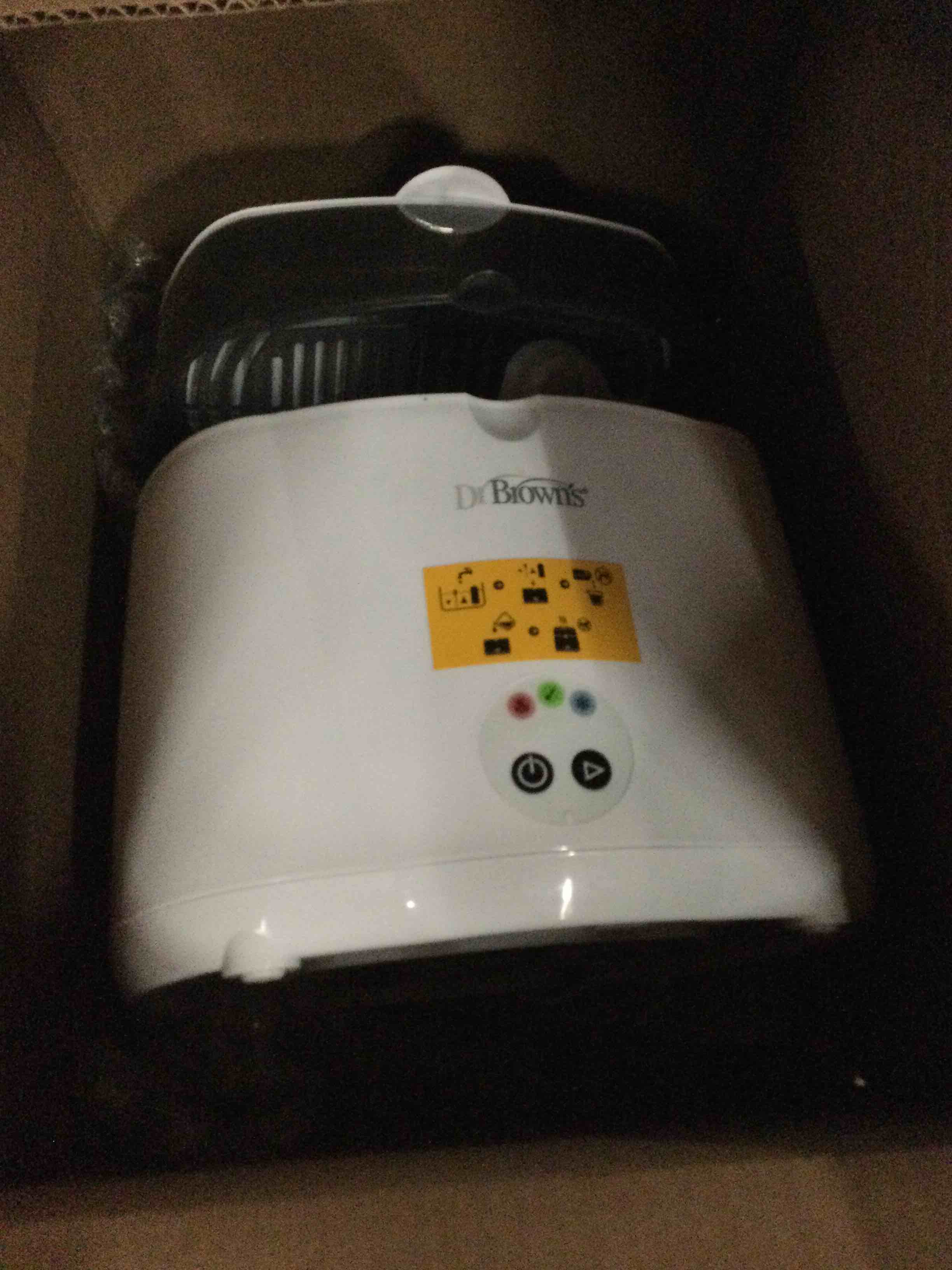 https://s3.amazonaws.com/lotting-images-prod/bidfta/RED1086549_1615495817521.jpeg