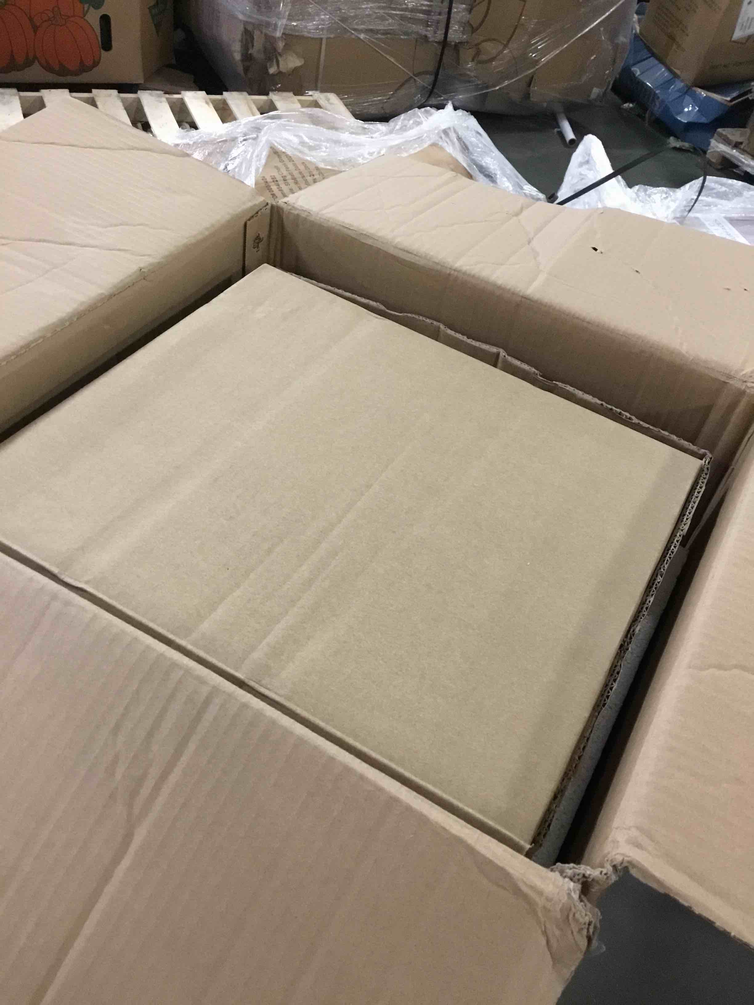 https://s3.amazonaws.com/lotting-images-prod/bidfta/RED1496511_1637354480165.jpeg