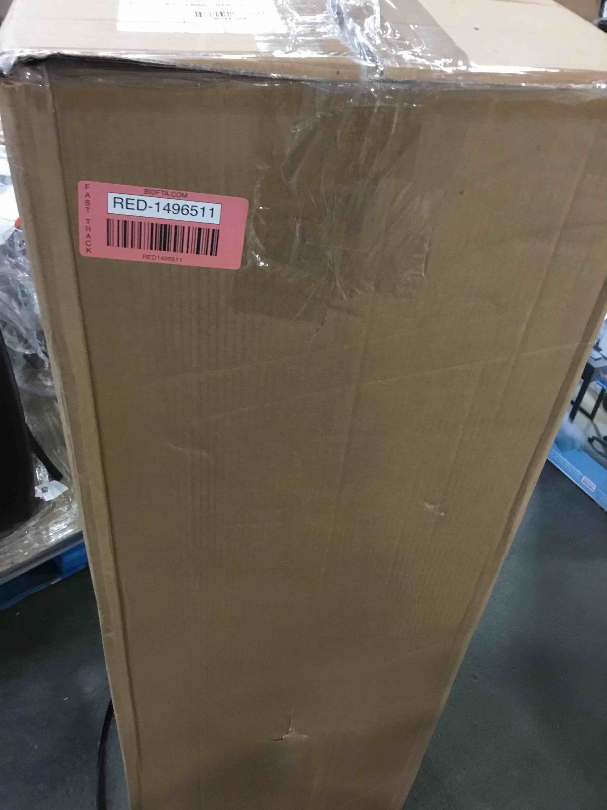 https://s3.amazonaws.com/lotting-images-prod/bidfta/RED1496511_1637354561684.jpeg