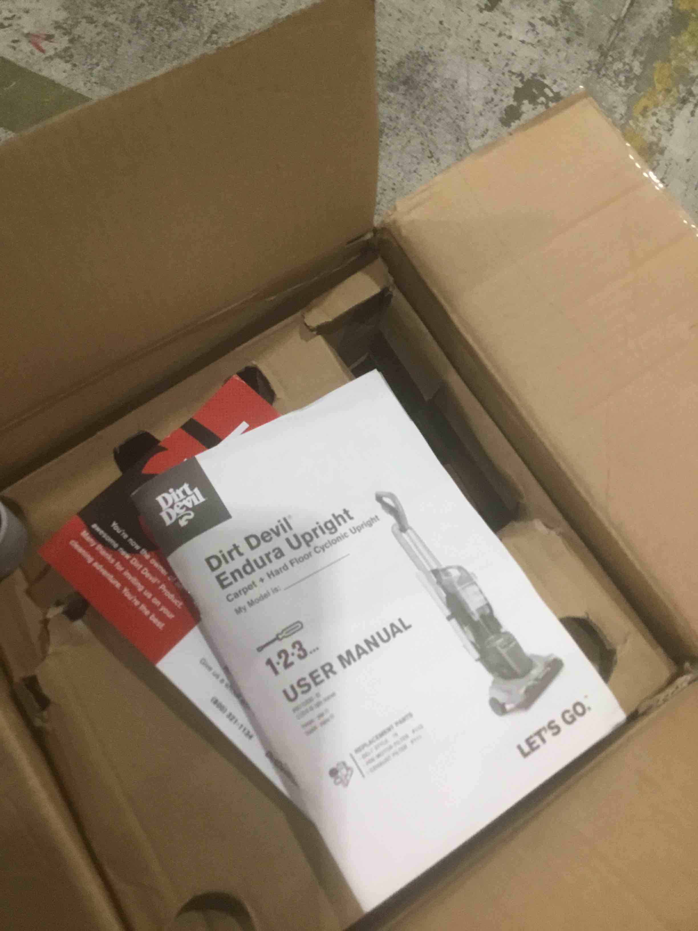 https://s3.amazonaws.com/lotting-images-prod/bidfta/RED1550080_1639582993808.jpeg