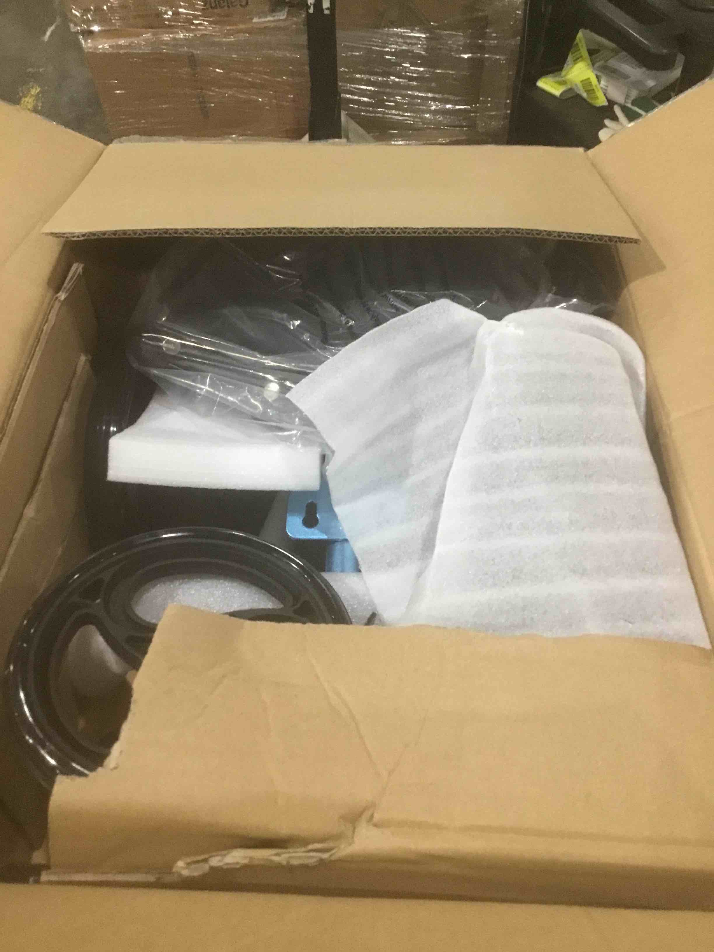https://s3.amazonaws.com/lotting-images-prod/bidfta/RED1550081_1639583129674.jpeg