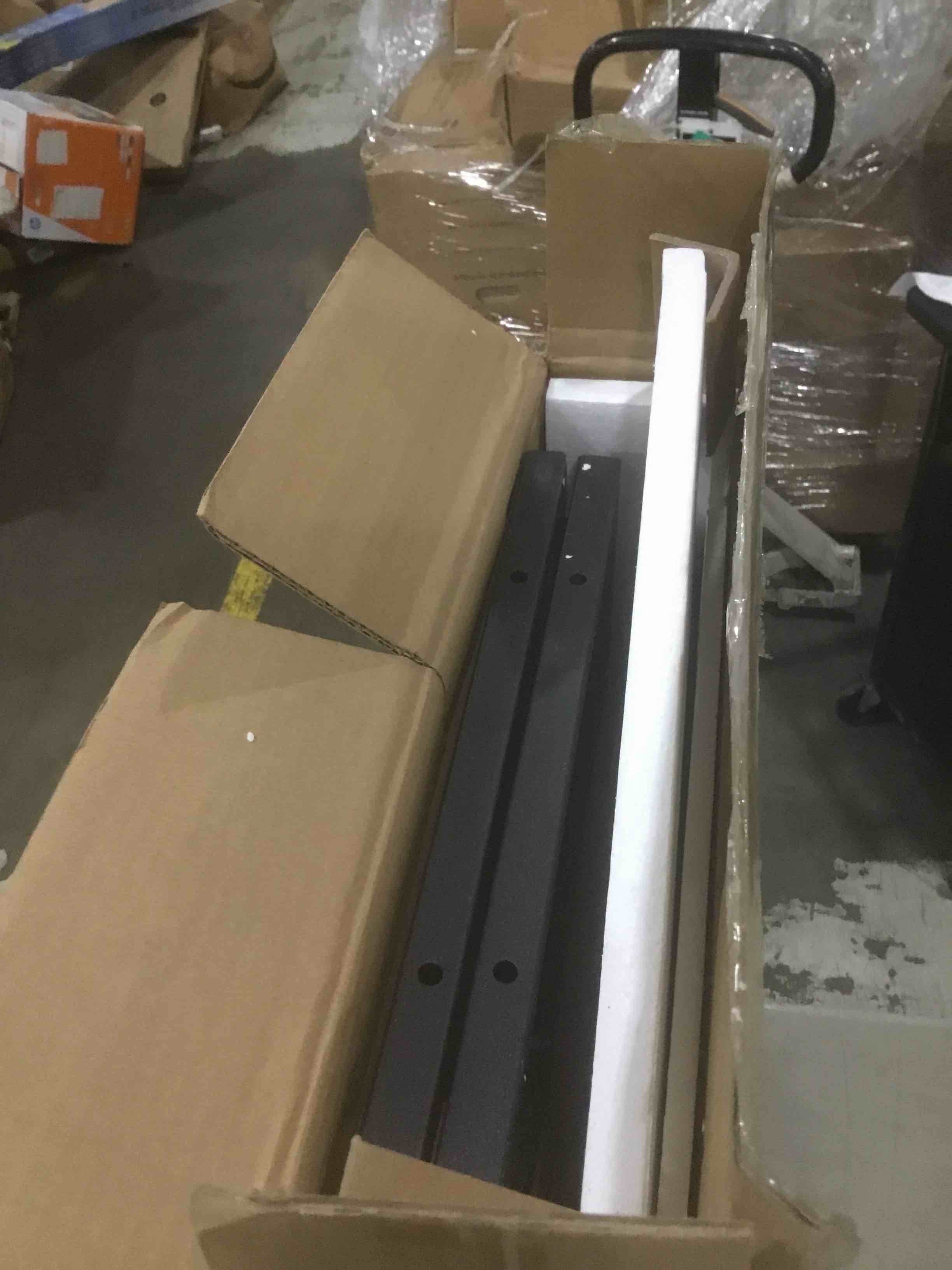 https://s3.amazonaws.com/lotting-images-prod/bidfta/RED1550082_1639583339190.jpeg