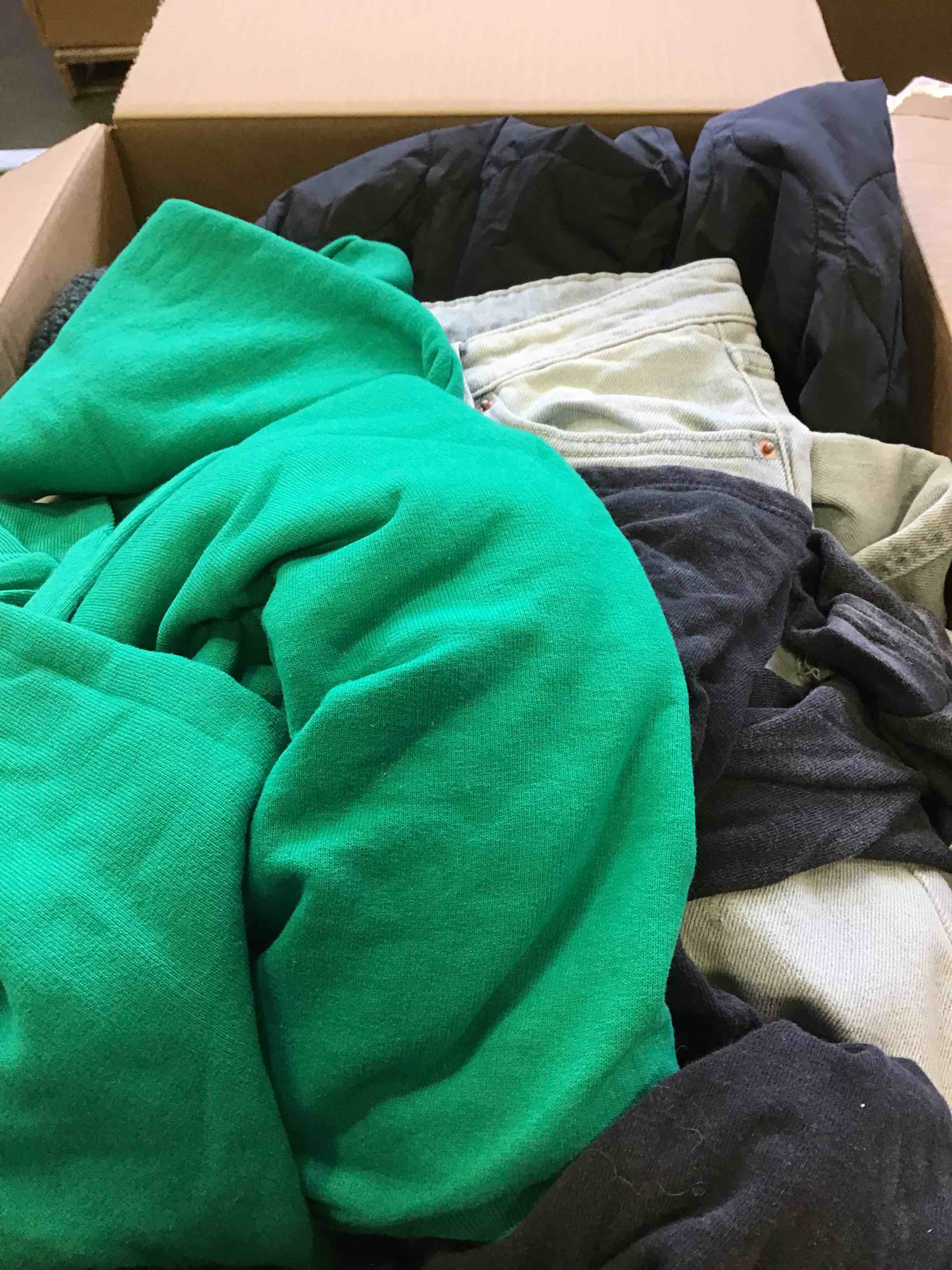 Assorted clothes sizes may vary