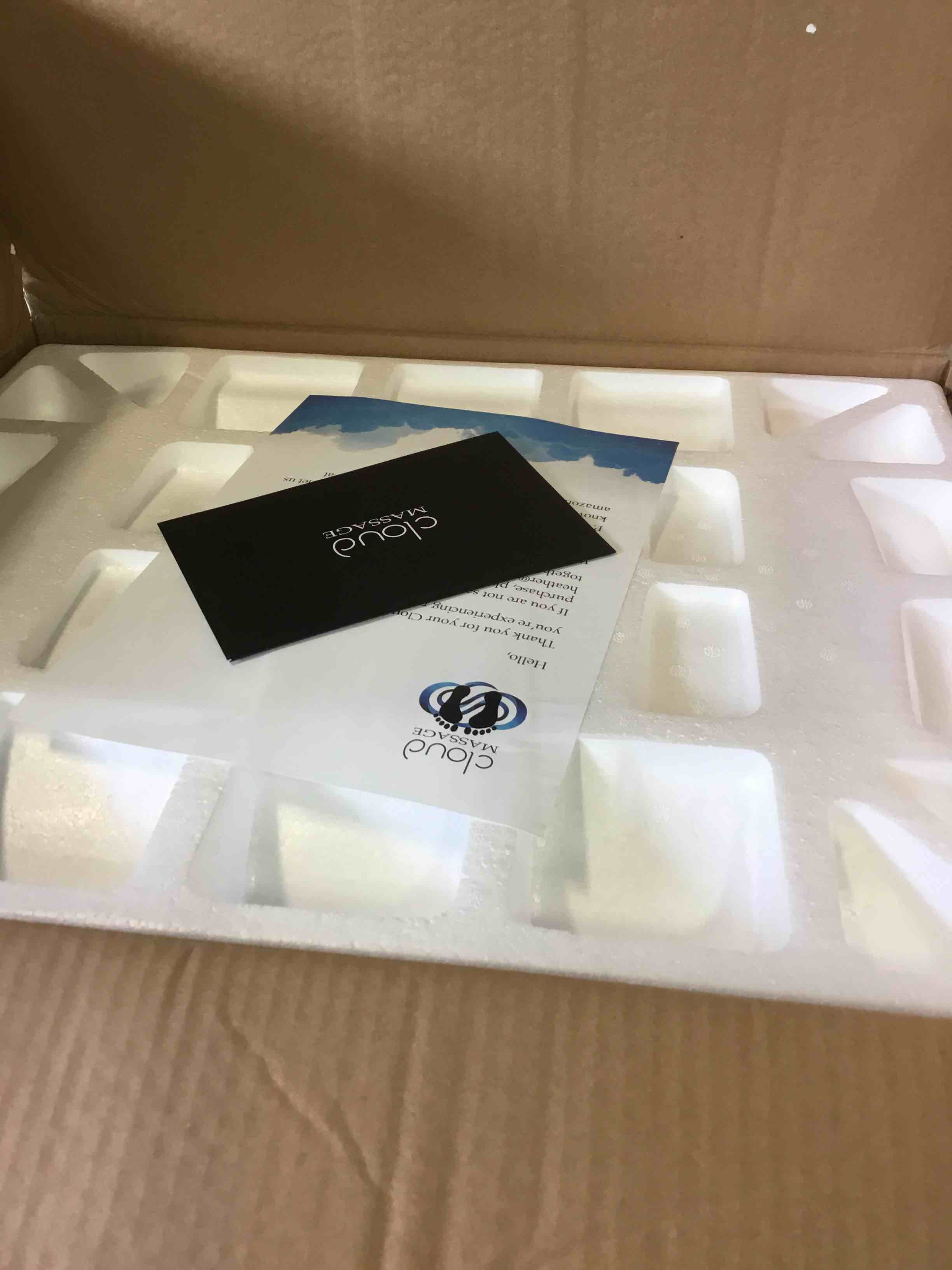 https://s3.amazonaws.com/lotting-images-prod/bidfta/RED1744956_1646941705661.jpeg