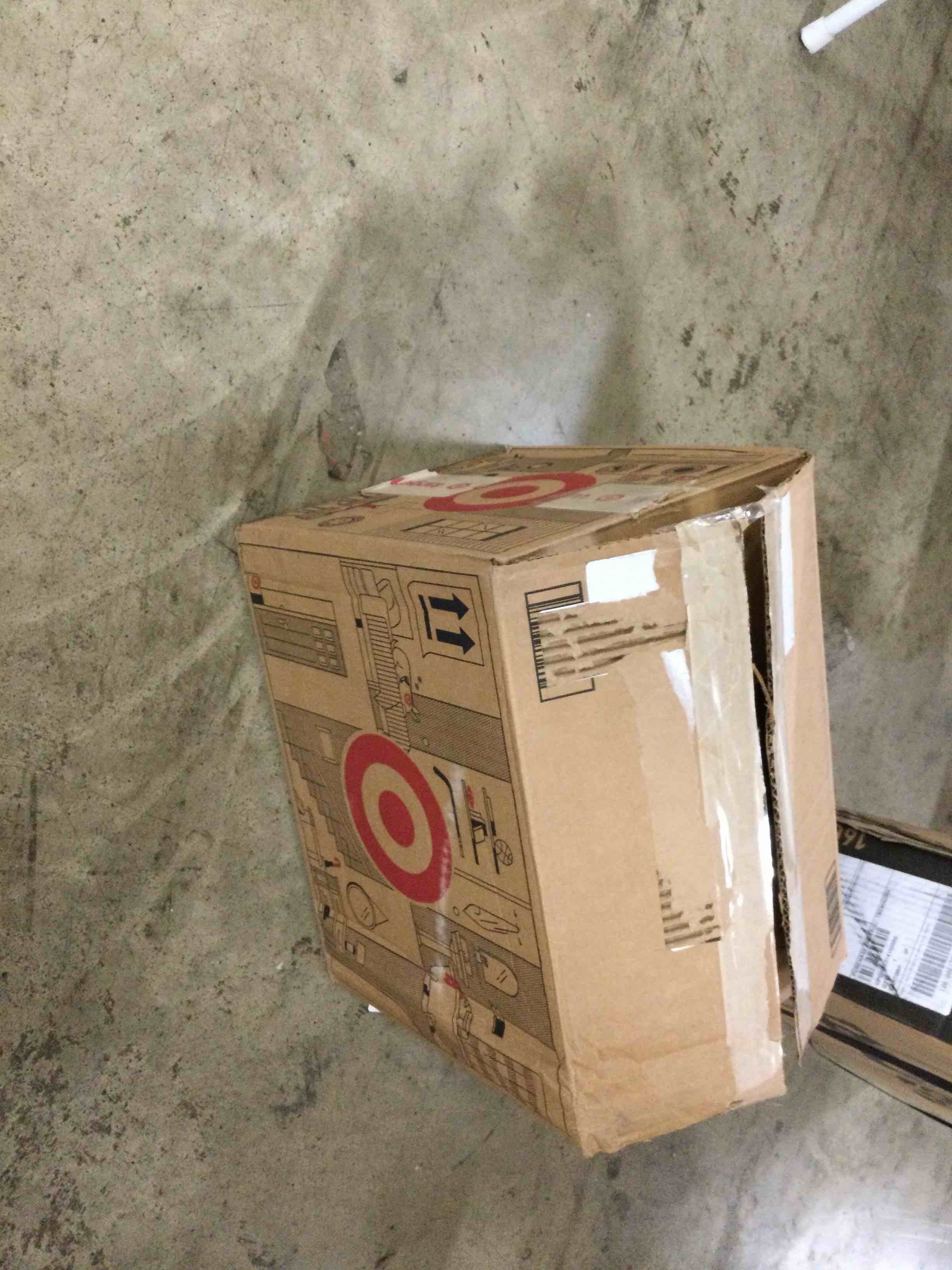 https://s3.amazonaws.com/lotting-images-prod/bidfta/RED1788300_1649347143672.jpeg
