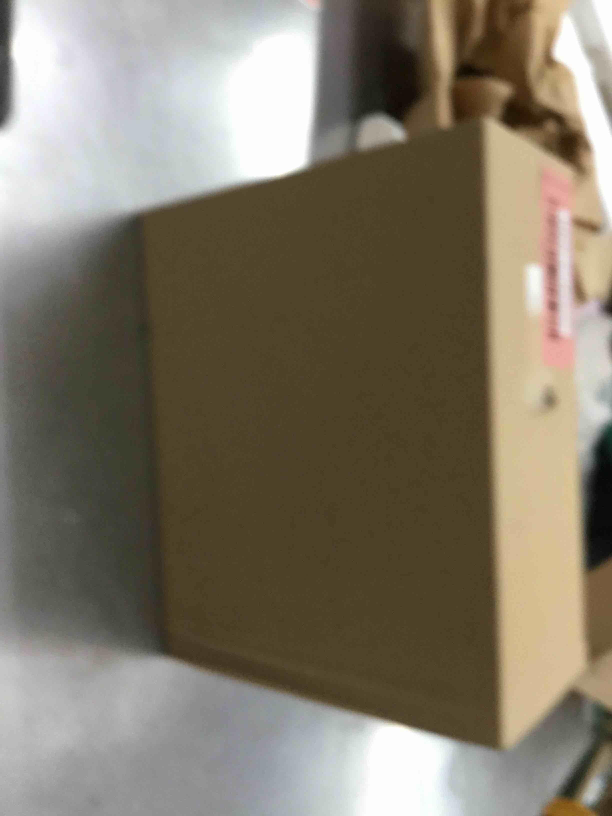 https://s3.amazonaws.com/lotting-images-prod/bidfta/RED2189690_1654283007707.jpeg