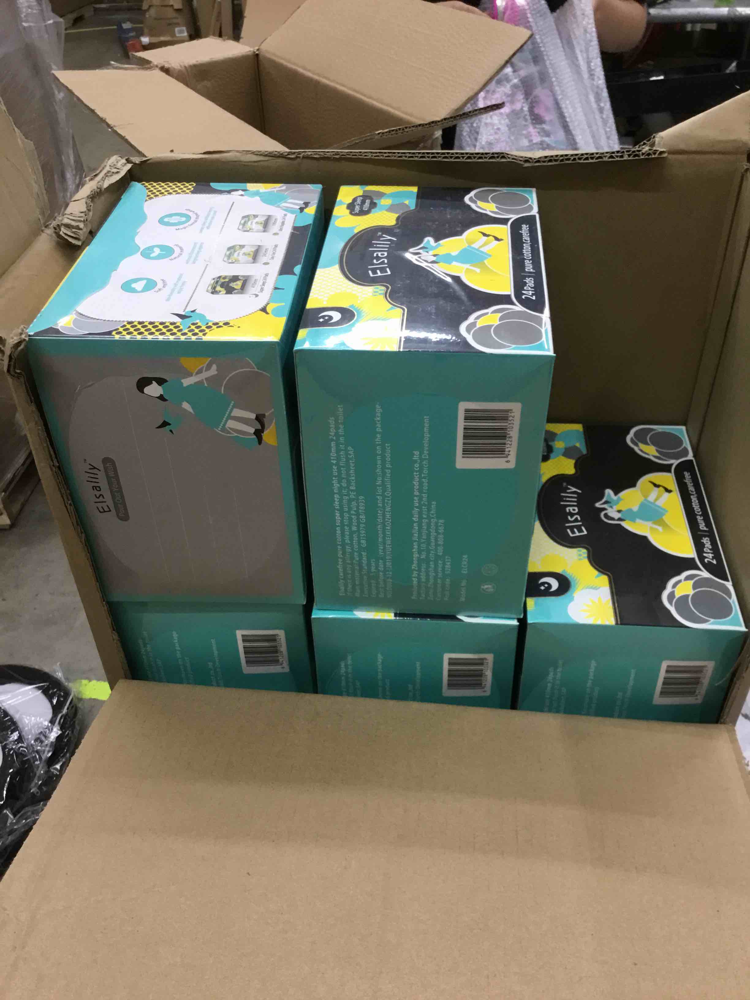 https://s3.amazonaws.com/lotting-images-prod/bidfta/RED2189750_1654524343262.jpeg