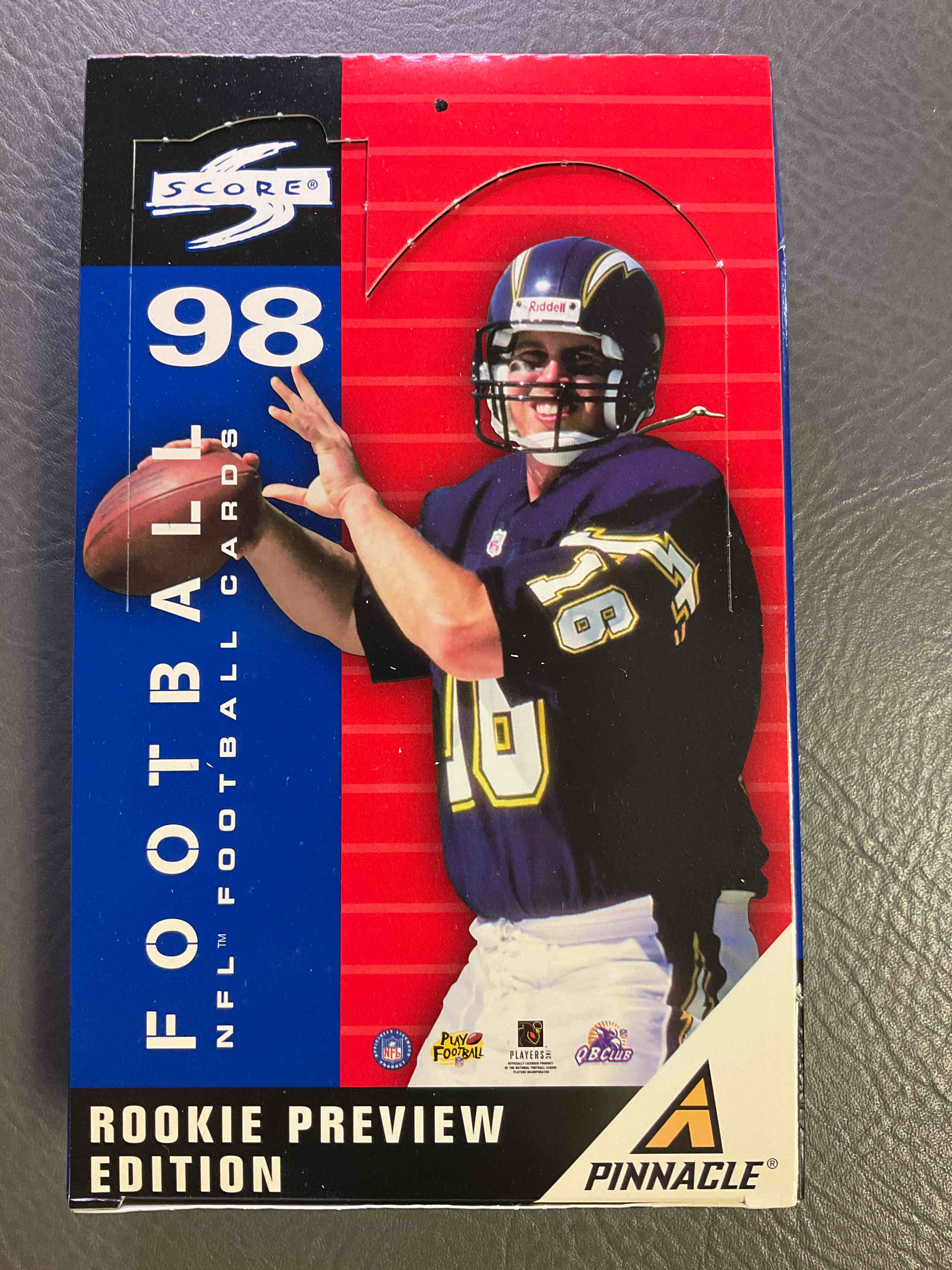 Manning & Moss Rookie!?  Rare 1998 Score Football Sealed Pack, Direct From Original Retail Box!  This Is The Place To Search For Peyton Manning & Randy Moss Rookie Cards!  