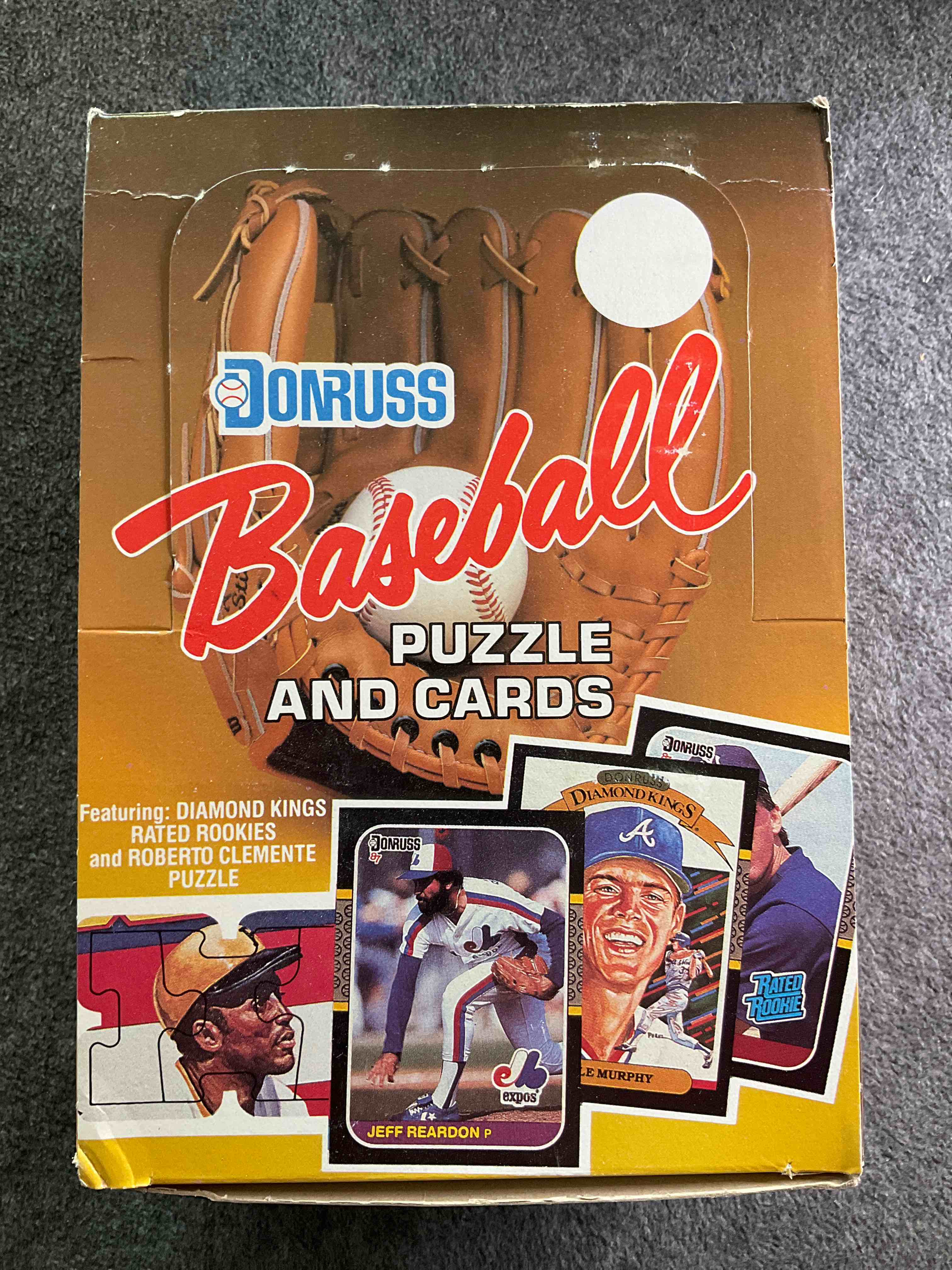 Absolutely Fully Loaded! 1987 Donruss Baseball Unopened Wax Pack, Direct From Original Retail Case. This Year Is Loaded With Rookies! Search For Rookies From Greg Maddox (PSA 10 Value $200+), Barry Bonds (PSA 10 Value $150+), Bo Jackson (PSA 10 Value $175+), Mark McGwire Rated Rookie & More! These Packs Are Drying Up & Getting Very Hard To Find!