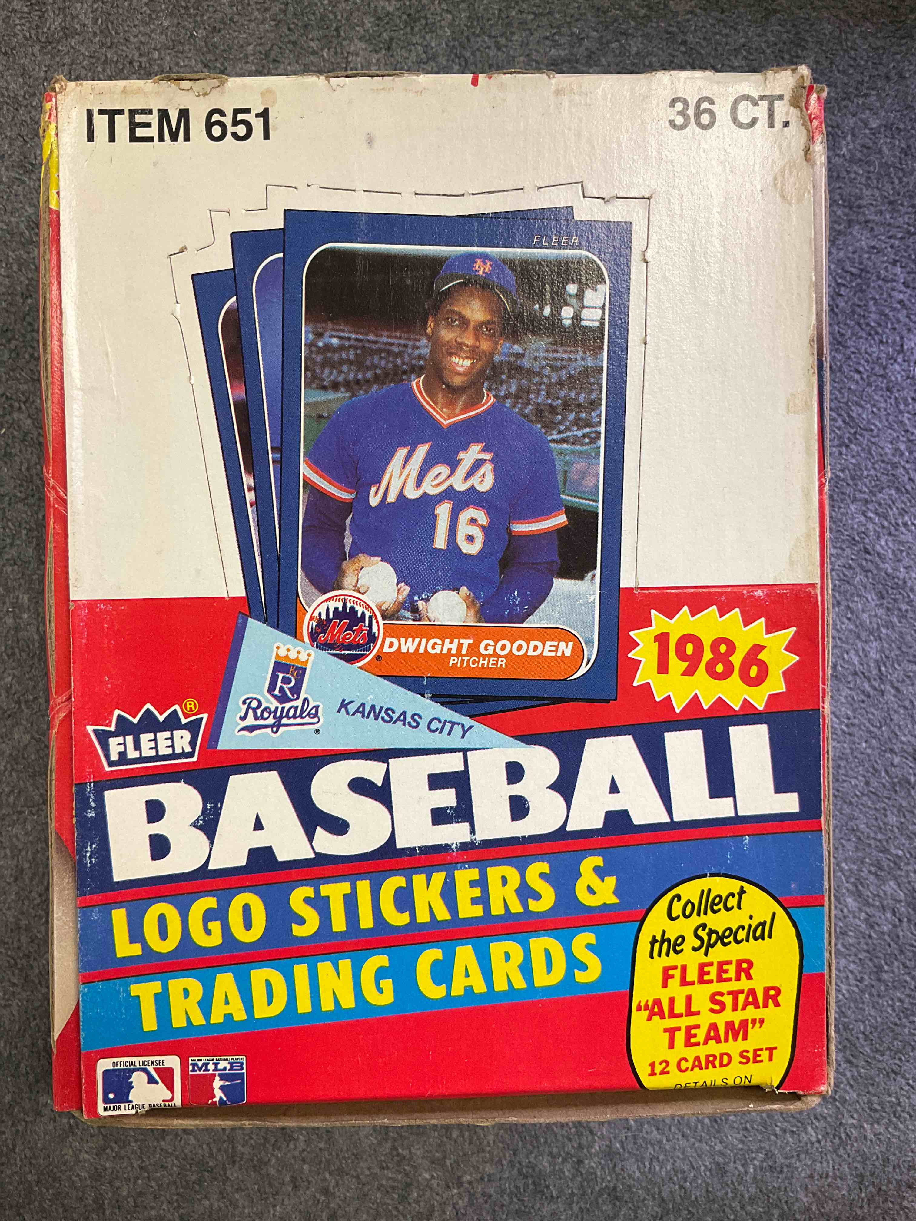 Wow! Super Rare! 1986 Fleer Baseball Unopened Wax Pack, Direct From Original Retail Case! Impossible To Find! Search For Jose Canseco's Earliest Rookie #649 (PSA 10 $325 Value), Nolan Ryan #310 (PSA 10 $175 Value), Don Mattingly #109 (PSA 10 $175 Value), Cecil Fielder Rookie & Way Too Many Valuable Cards To List! Incredibly Hard To Get, Excellent Condition!