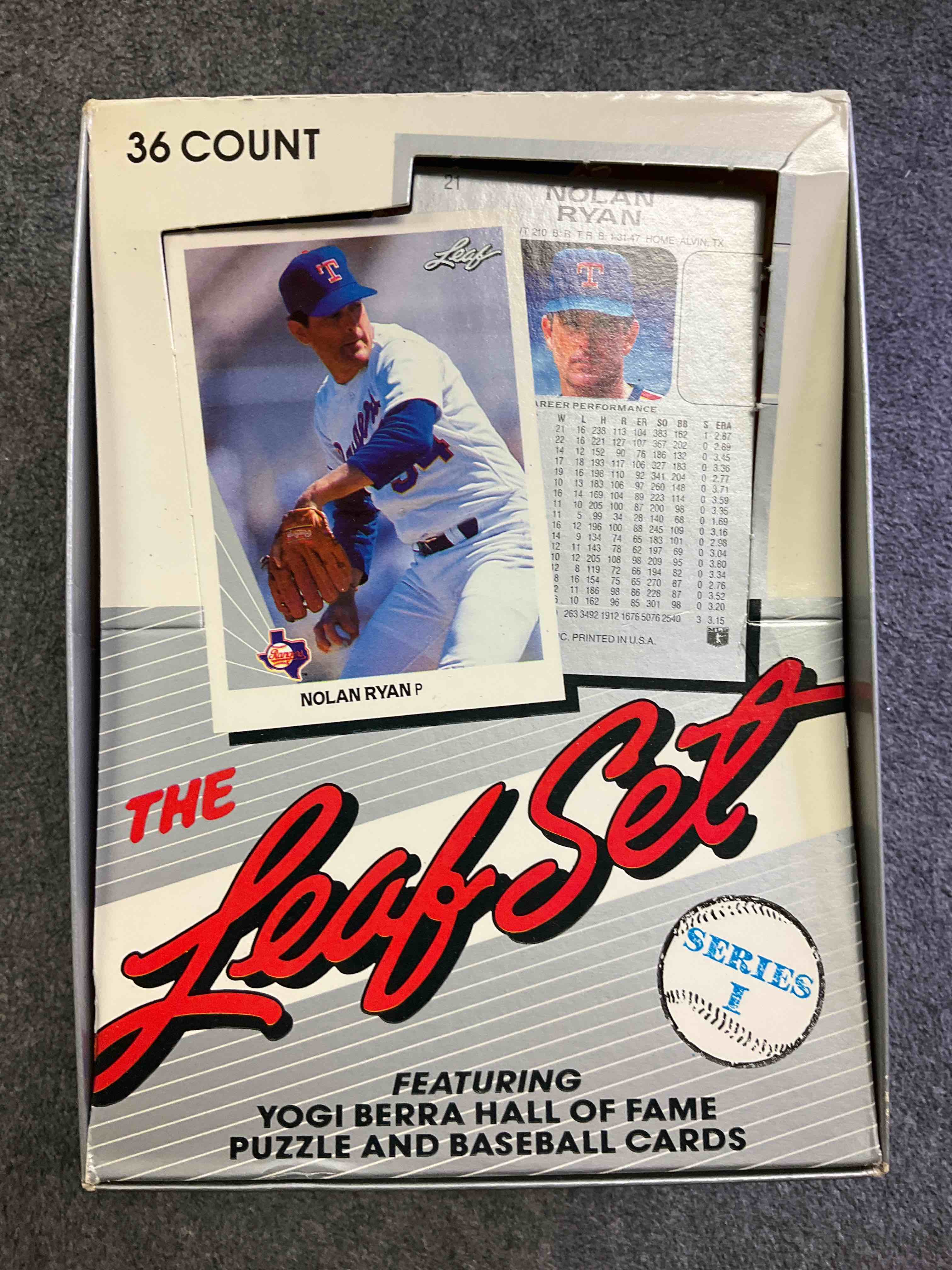 Whoah! Vintage Baseball Fans! Rare 1990 Leaf Baseball Series One Unopened Wax Pack, Direct From Original Sealed Retail Case! These Cards Are Rare & Loaded With Valuable Rookies Such As "The Big Hurt" Frank Thomas (PSA 10 $200+ Sammy Sosa & Larry Walker! They Are Also The First Edition Of Premium, Higher Quality Cards Donruss Made For Baseball. Very Hard To Find!