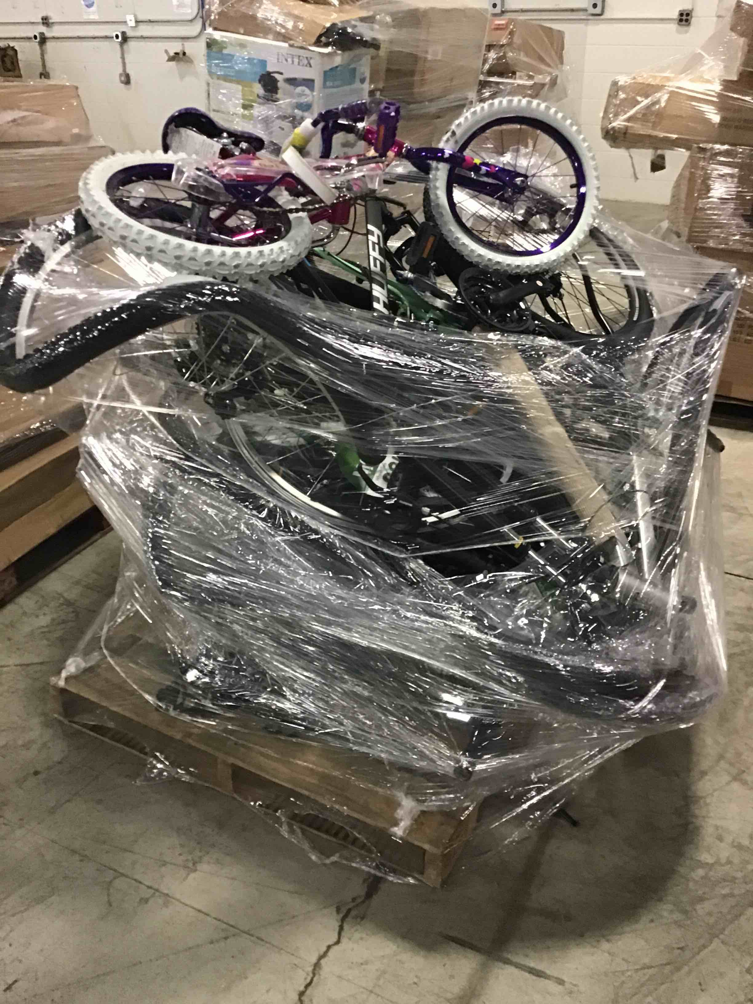 pallet Miscellaneous items