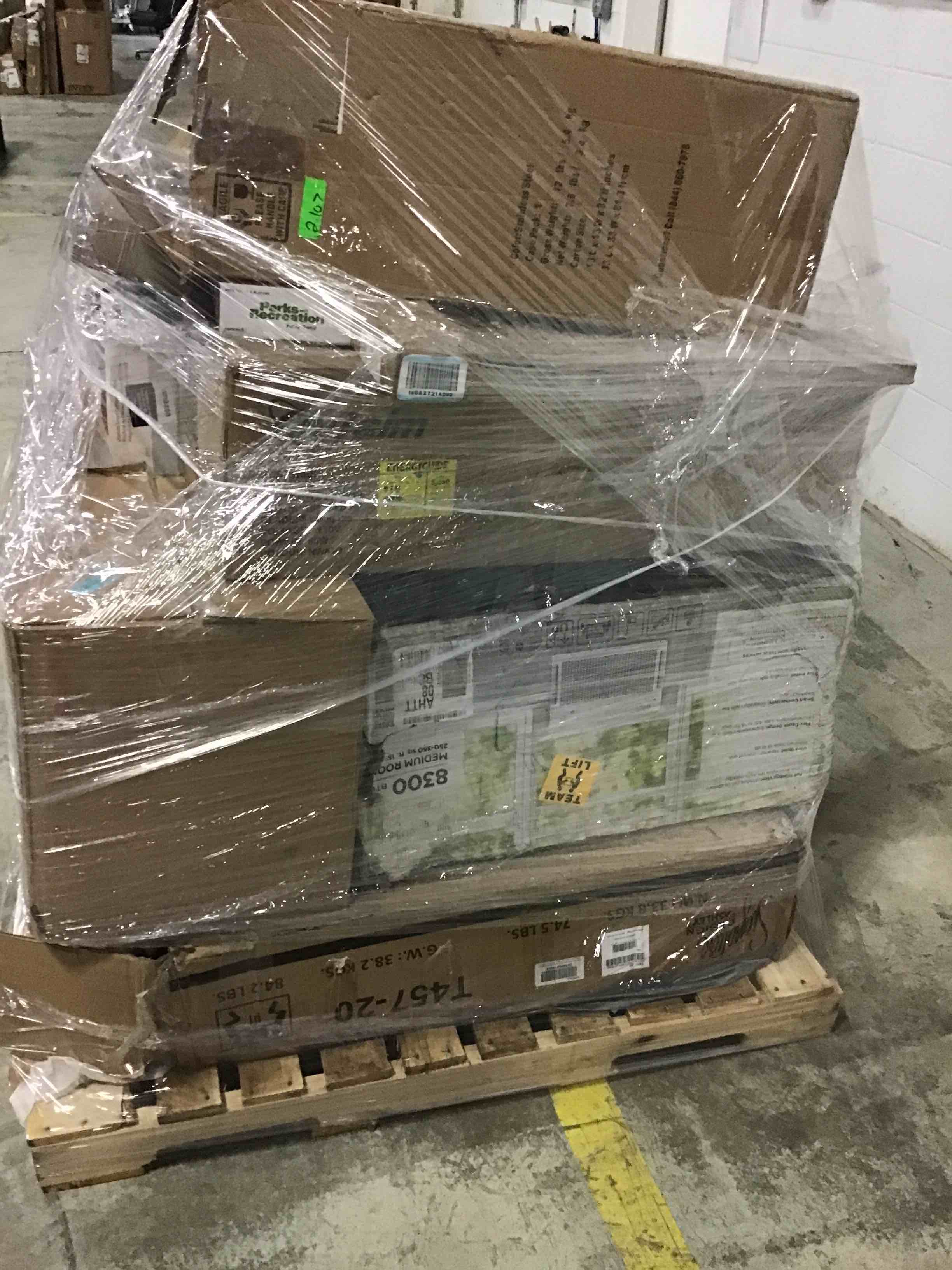 pallet Miscellaneous items