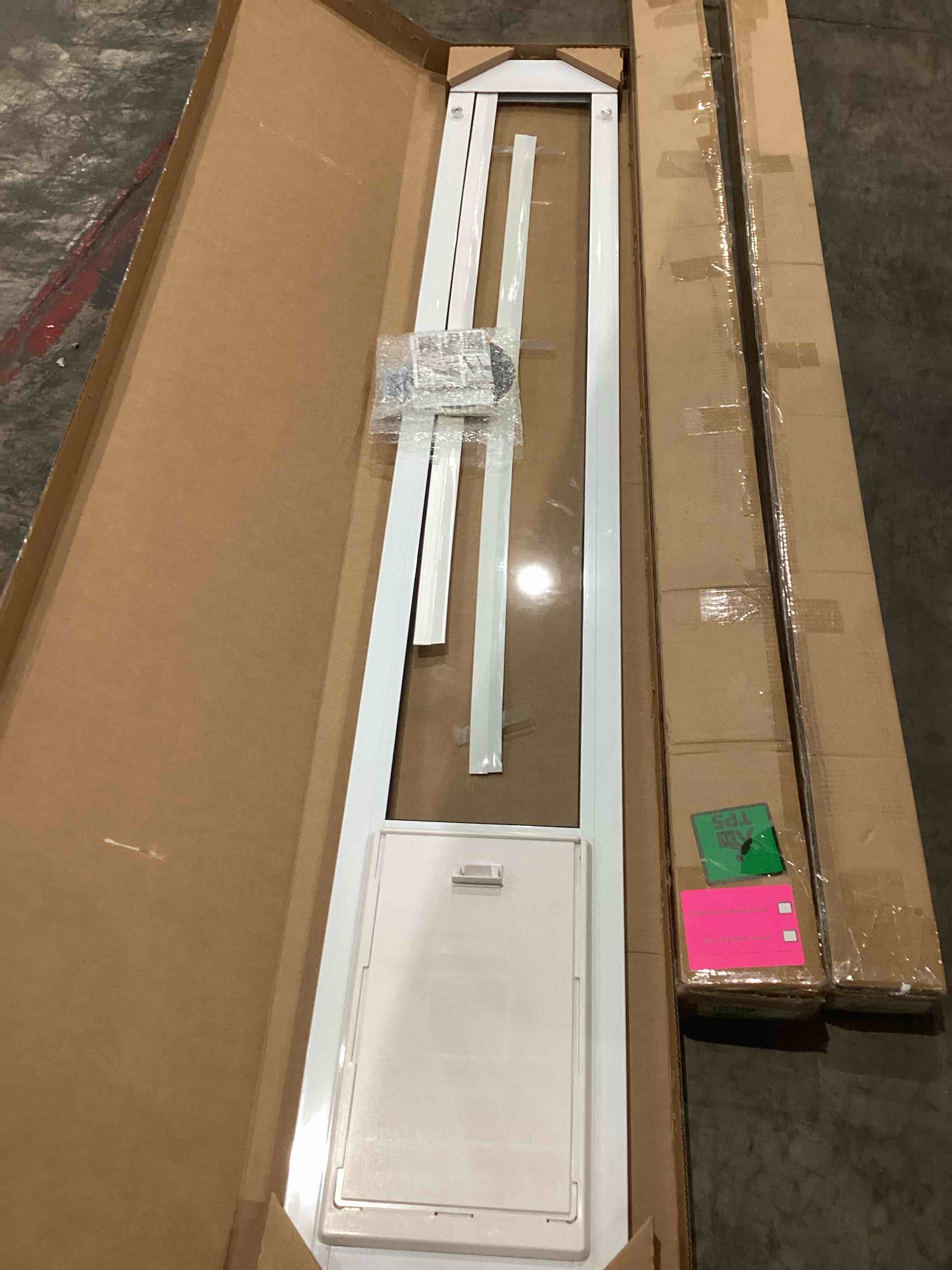 https://s3.amazonaws.com/lotting-images-prod/bidfta/RED2317014_1732732362783.jpeg