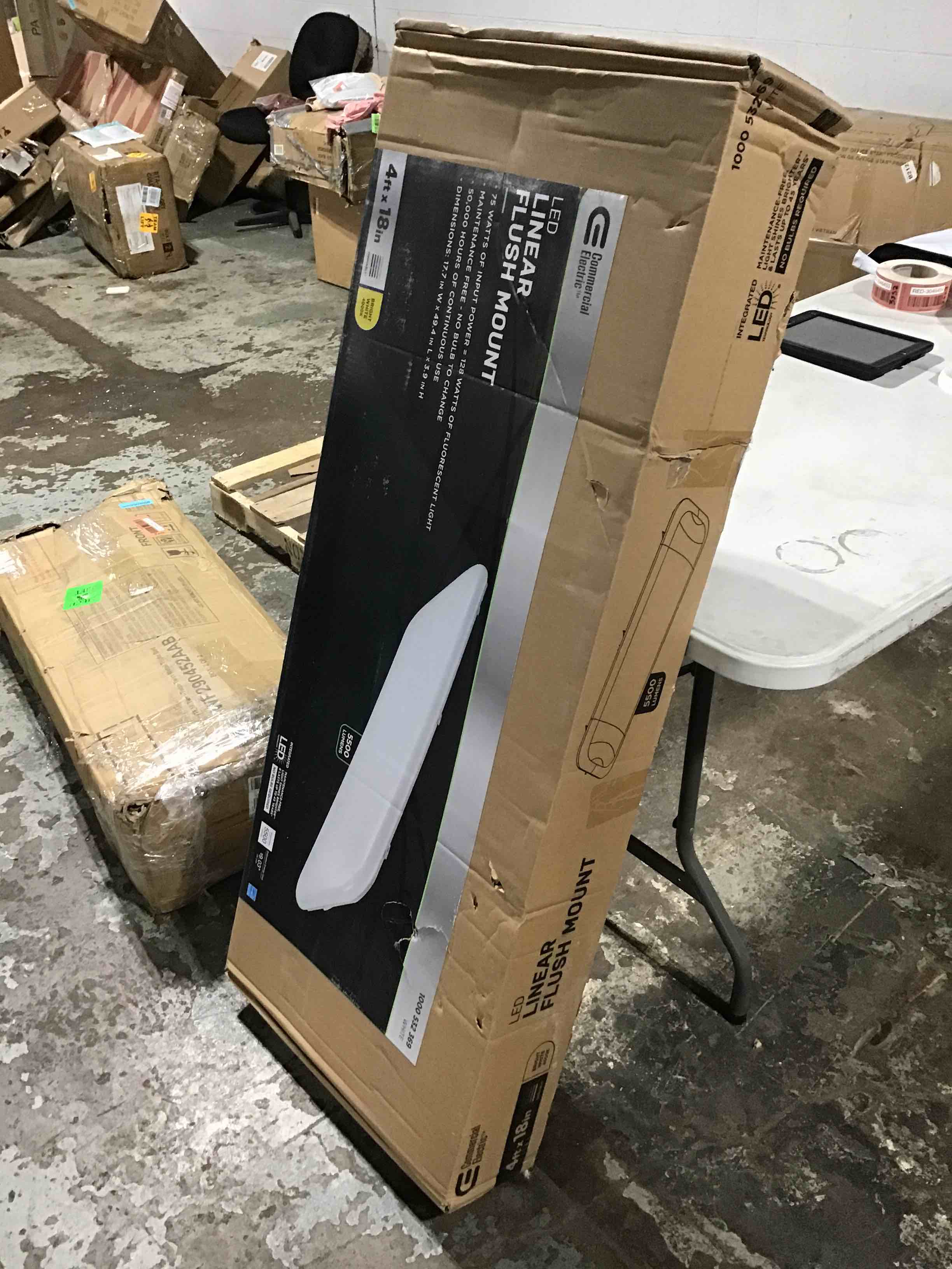 https://s3.amazonaws.com/lotting-images-prod/bidfta/RED3046447_1690393610207.jpeg