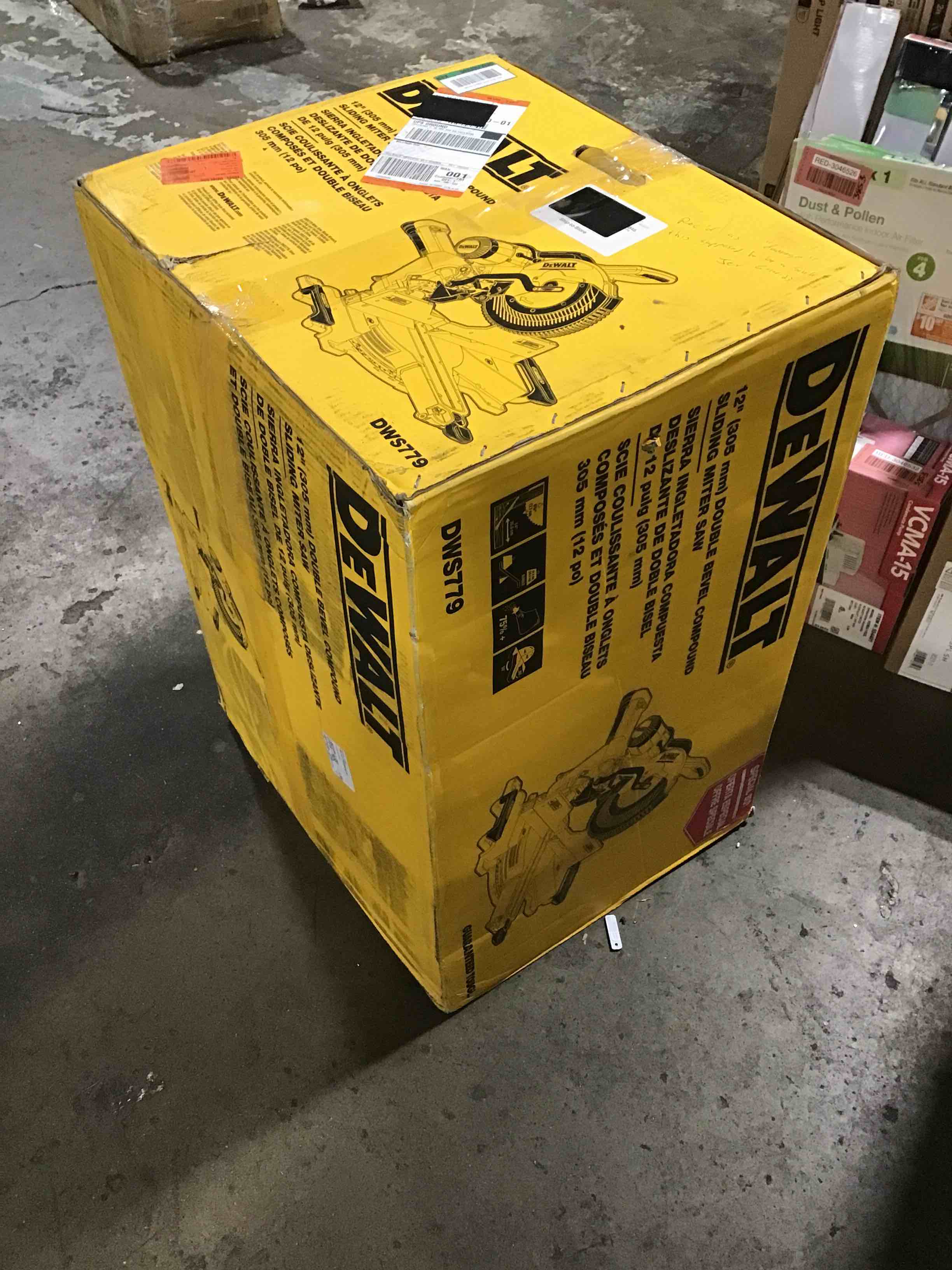 https://s3.amazonaws.com/lotting-images-prod/bidfta/RED3046538_1690570202206.jpeg