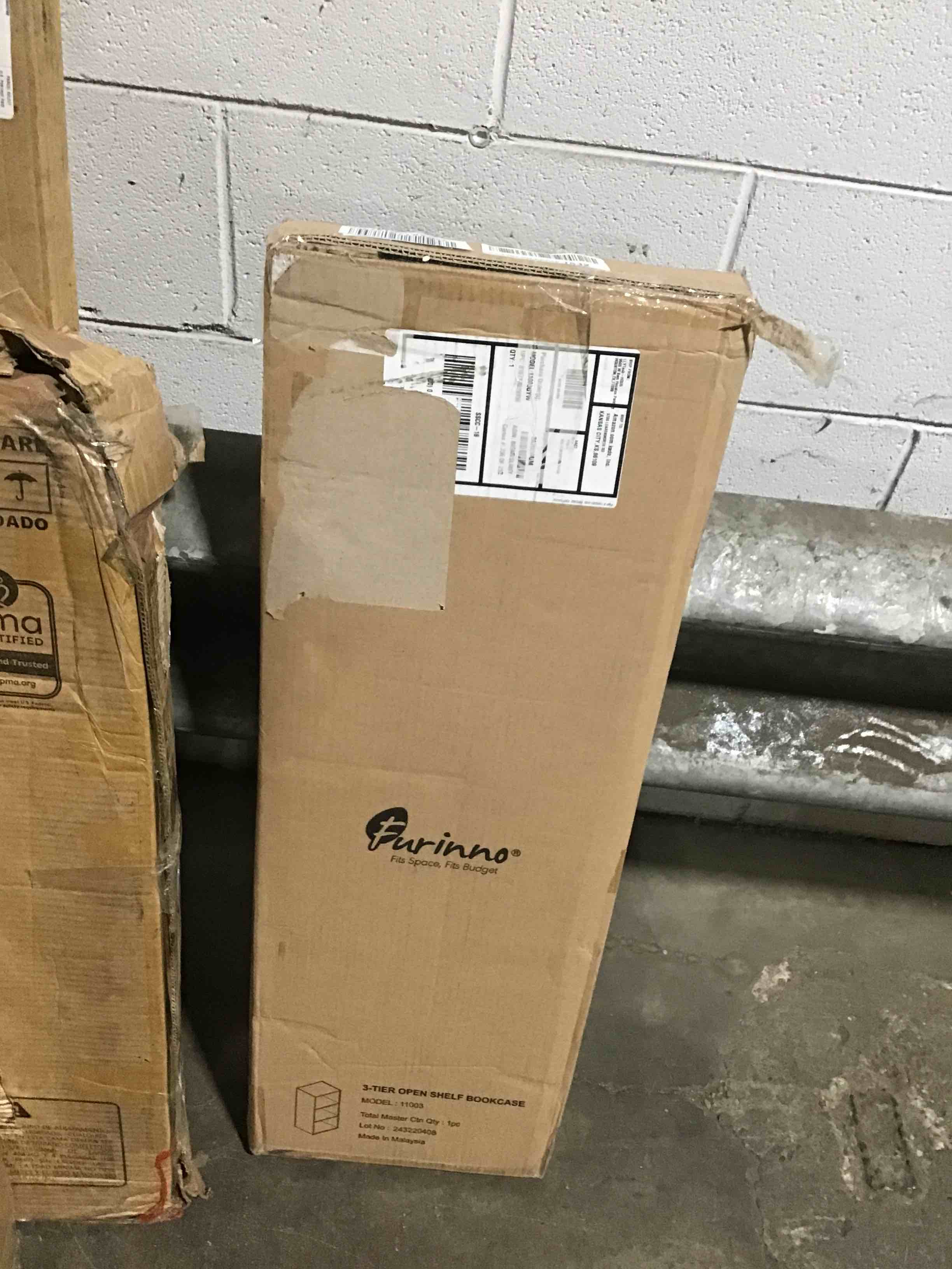 https://s3.amazonaws.com/lotting-images-prod/bidfta/RED3046732_1693249119619.jpeg