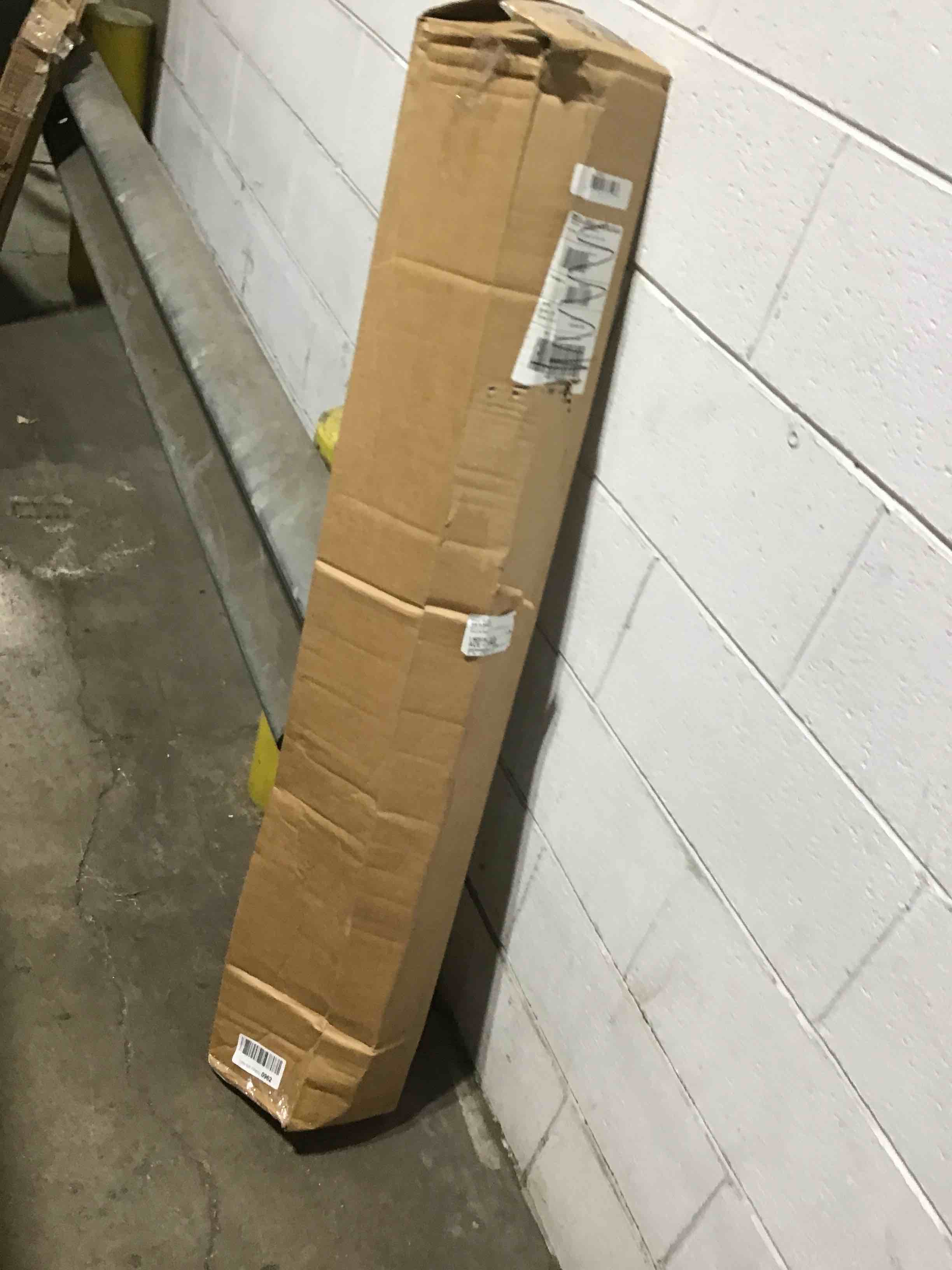 https://s3.amazonaws.com/lotting-images-prod/bidfta/RED3046736_1693249480218.jpeg