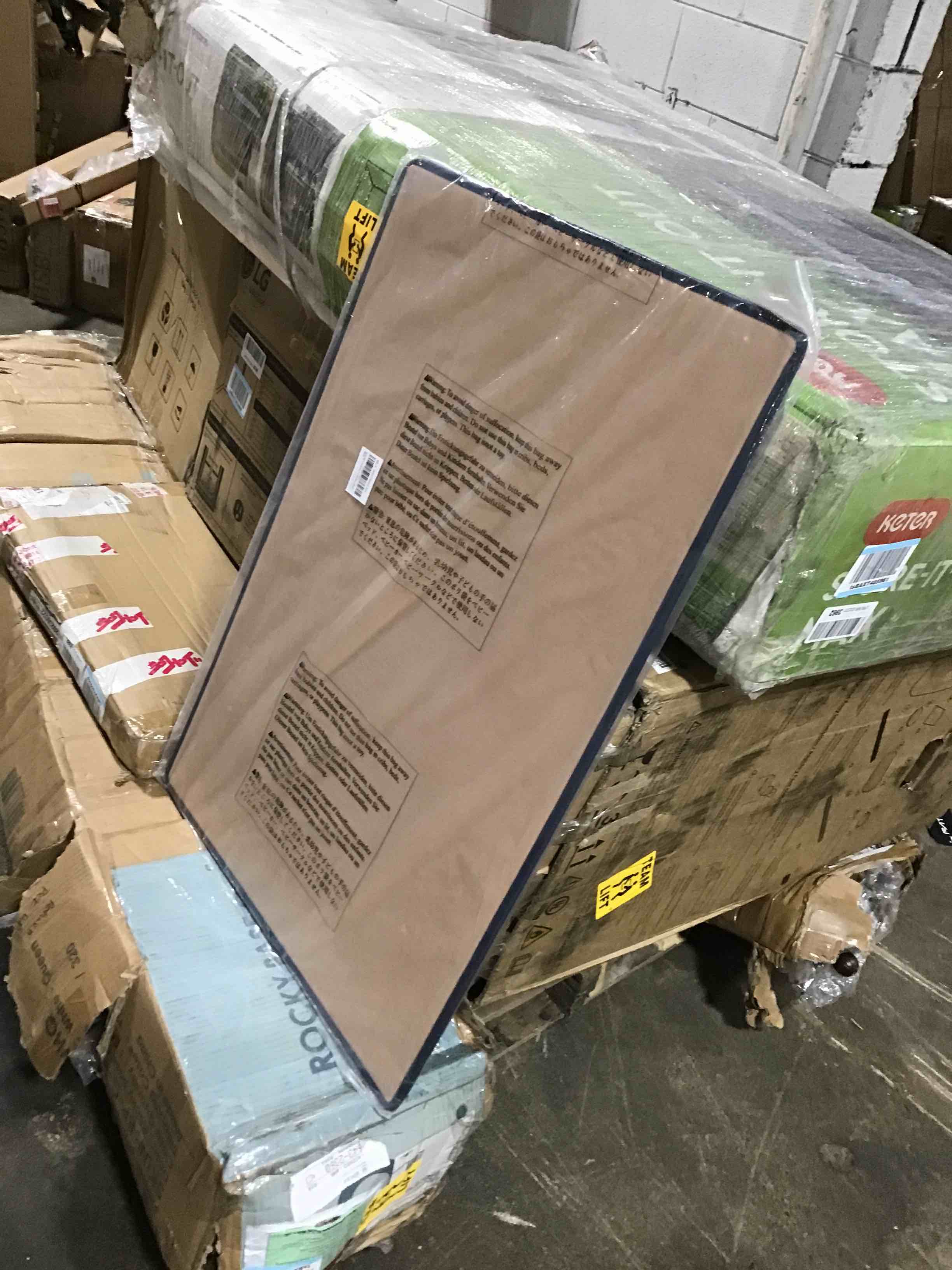 https://s3.amazonaws.com/lotting-images-prod/bidfta/RED3046757_1693254251860.jpeg