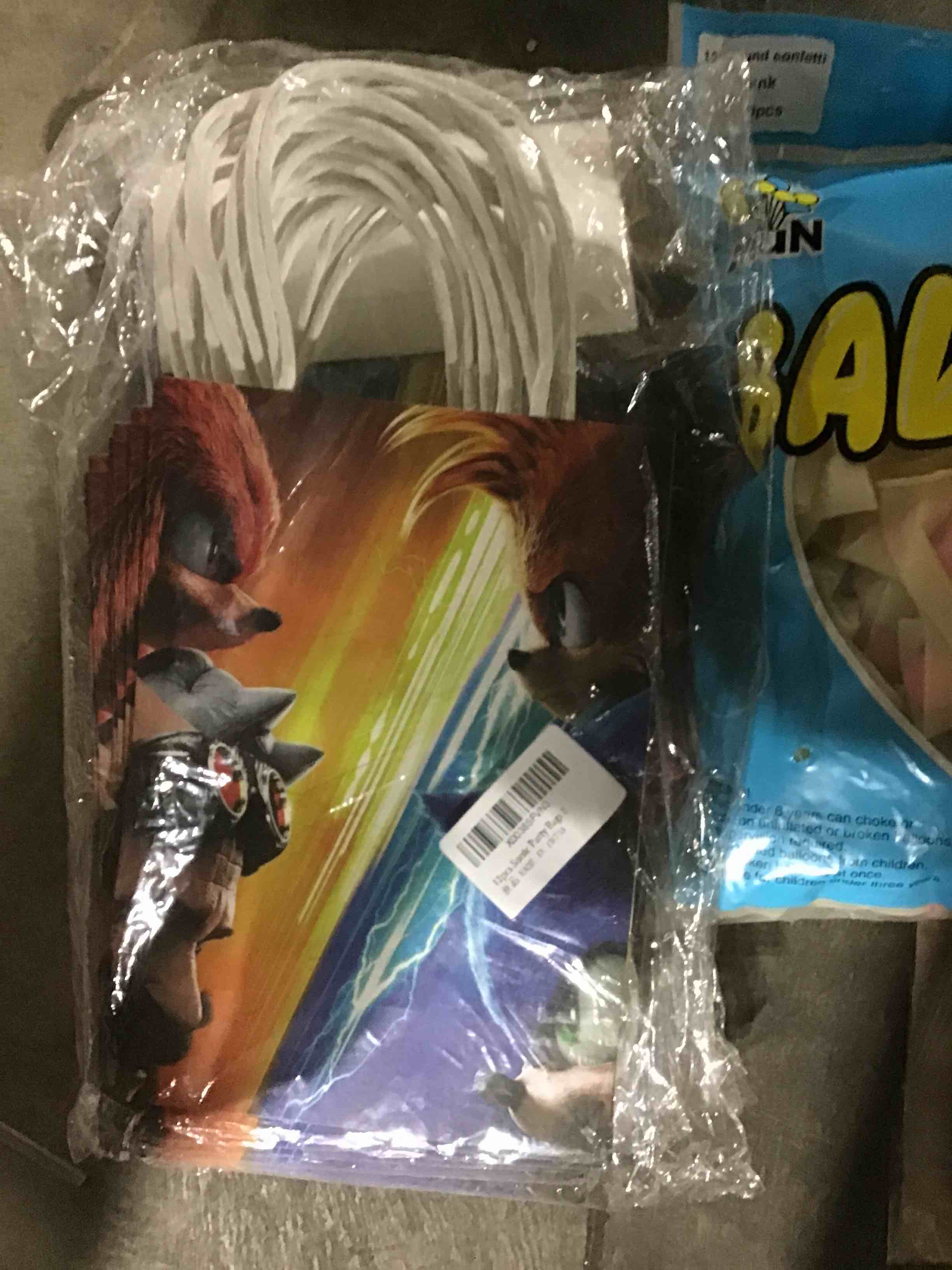 https://s3.amazonaws.com/lotting-images-prod/bidfta/RED3047696_1697835691169.jpeg